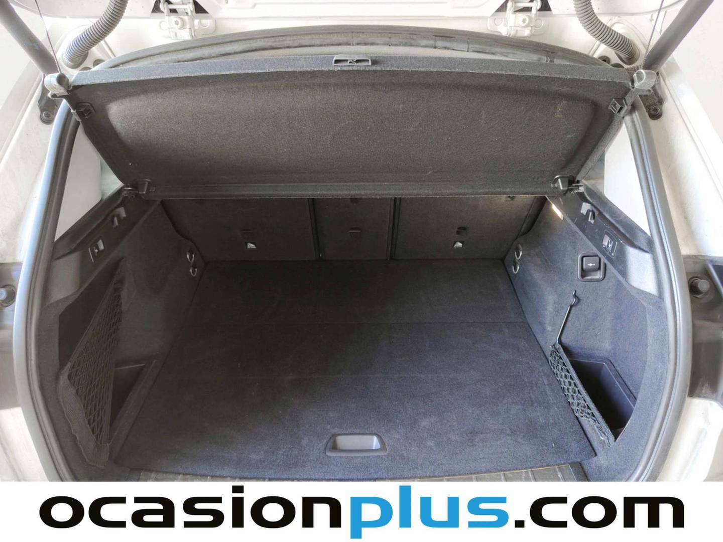 Fotos maletero BMW X1 BMW X1 sDrive18d (150 CV)