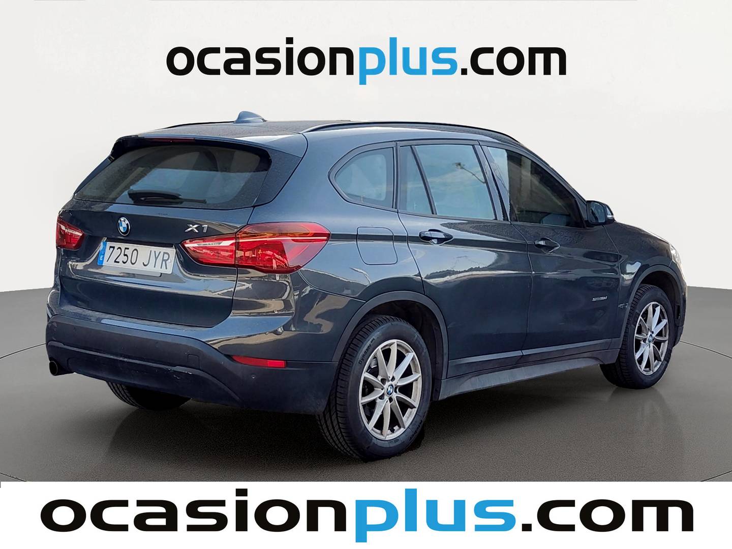 Foto trasera BMW X1 BMW X1 sDrive18d (150 CV) derecha