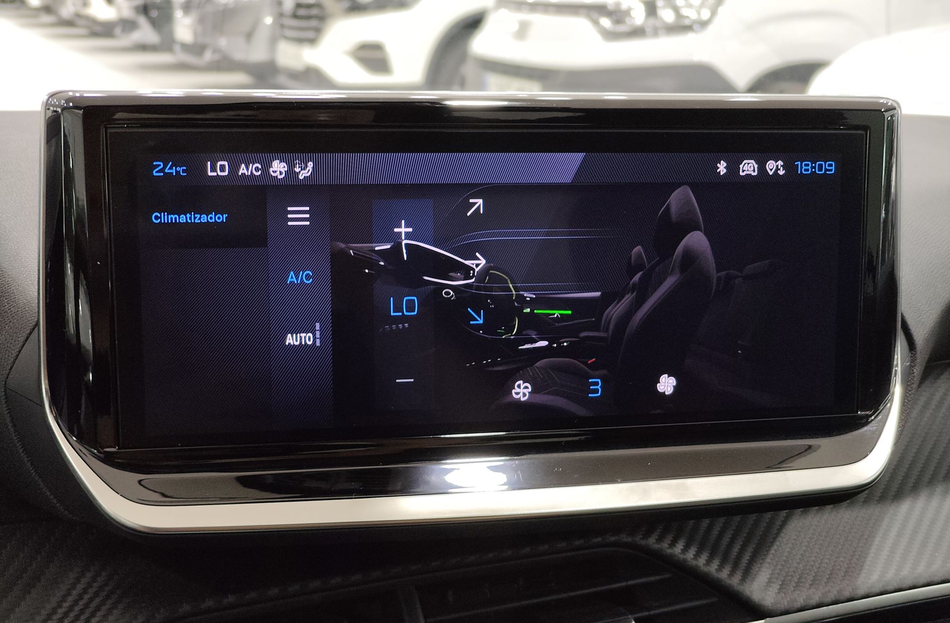 Peugeot 208 PureTech 100 Allure - foto 30