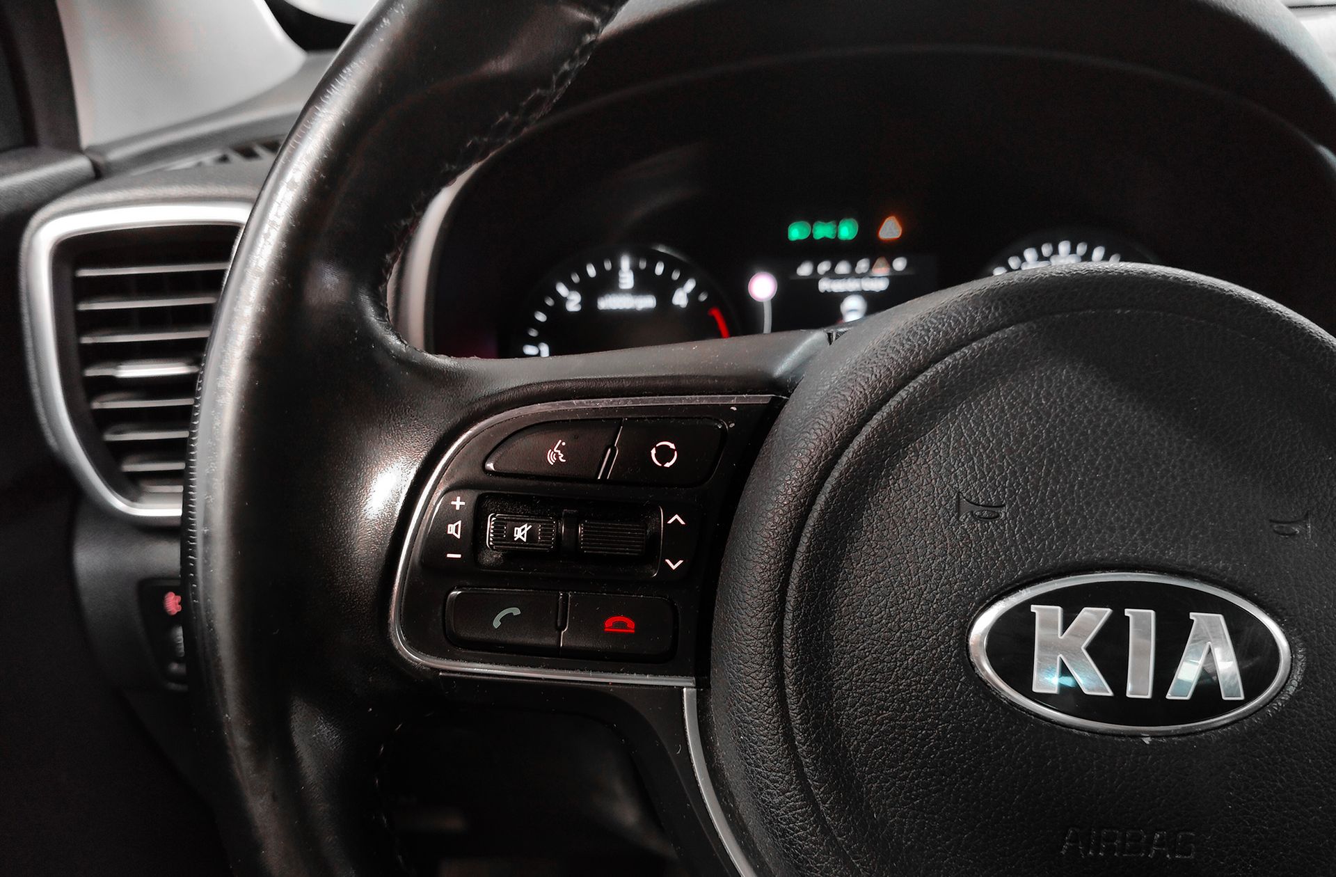 Kia Sportage 1.7 CRDi VGT Eco-Dynamics Drive 4x2 - foto 28