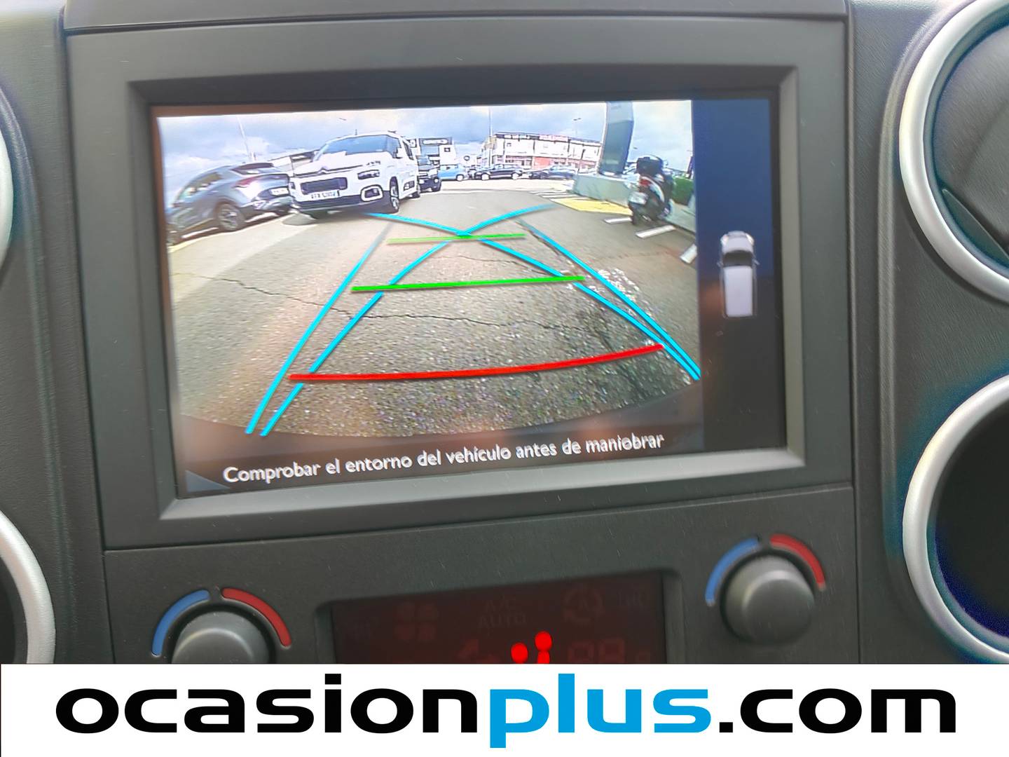 Equipamiento del Peugeot Partner Peugeot Partner Tepee BlueHDi 120 Outdoor (120 CV)
