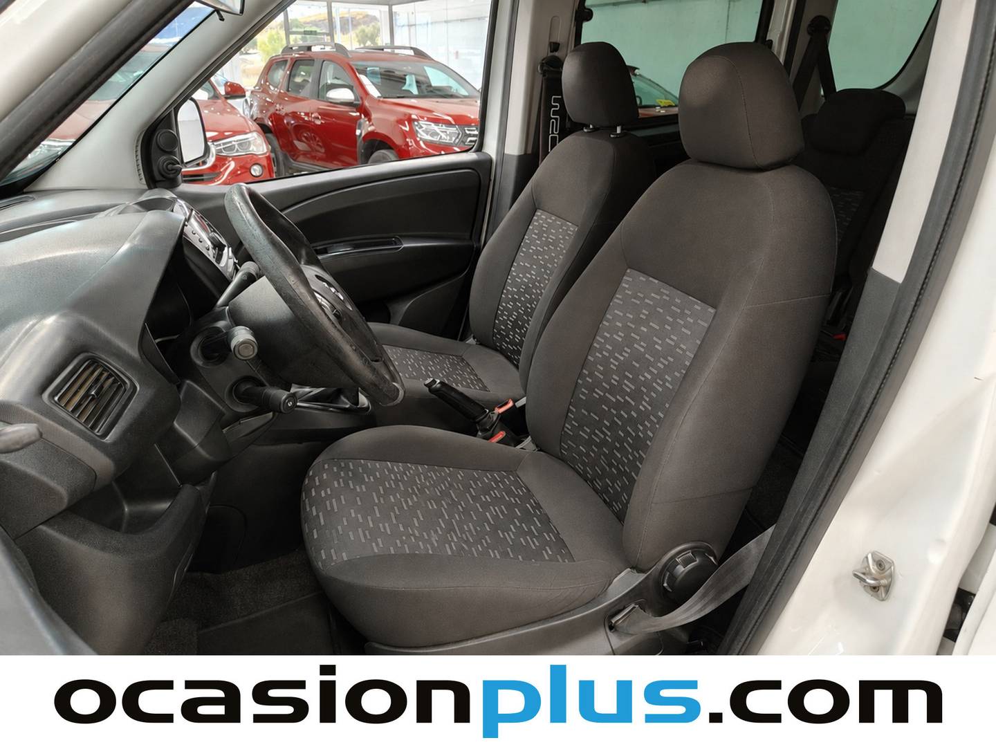 Foto asientos delanteros Opel Combo Opel Combo Combi 1.3 CDTI Tour Expression (95 CV)