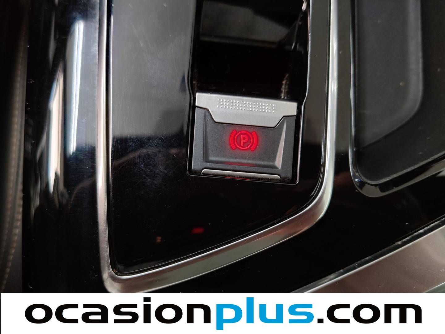 Foto Peugeot 3008 Peugeot 3008 PureTech 130 S&S GT EAT8  (130 CV)