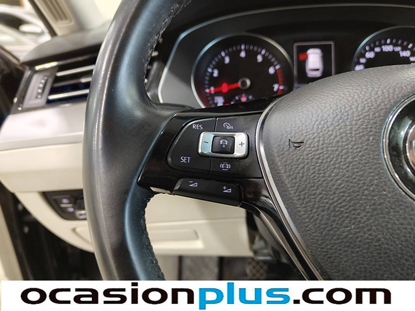 Foto Volkswagen Passat Volkswagen Passat Variant Advance 1.5 TSI (150 CV)