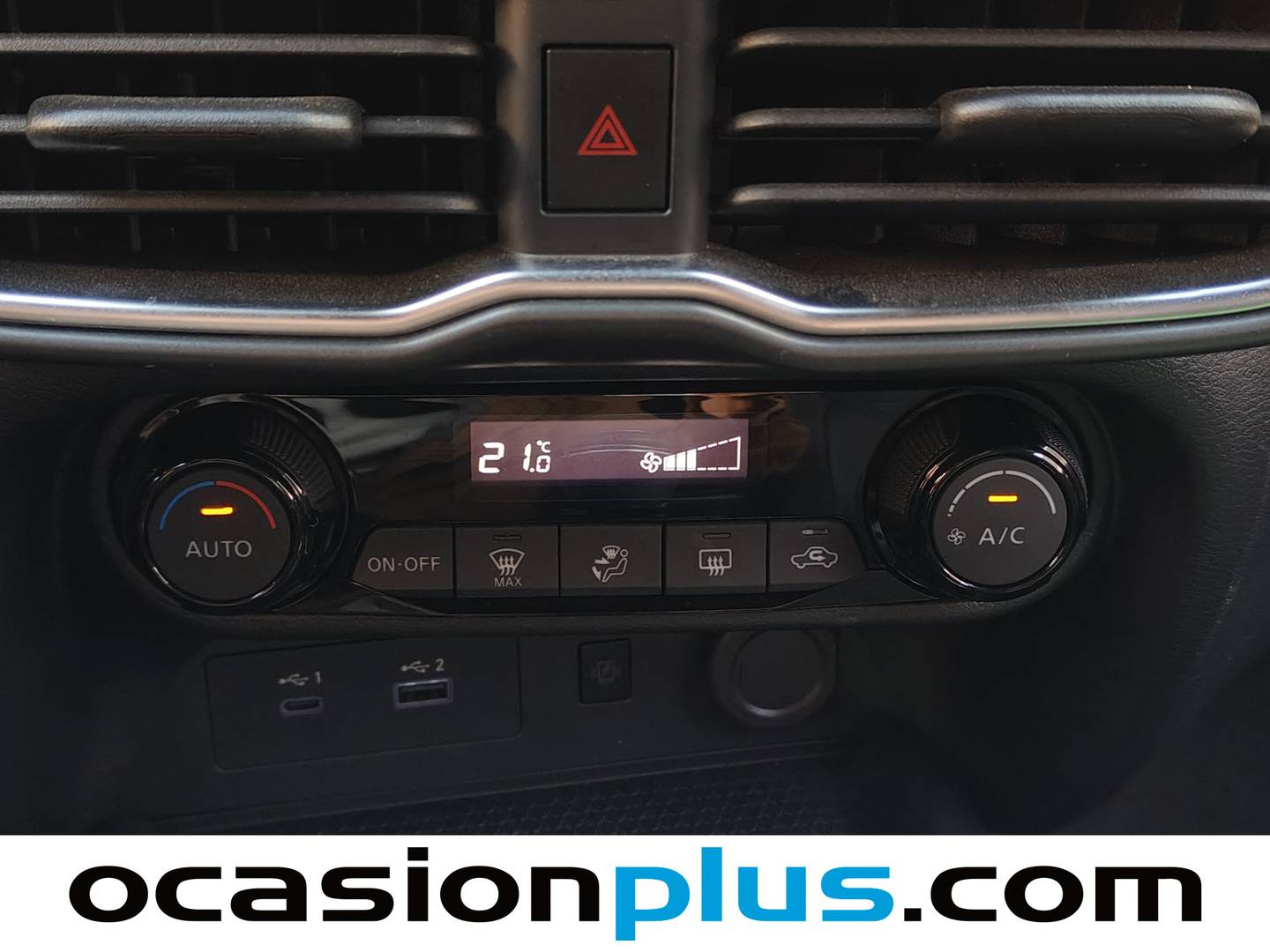 Foto Nissan JUKE Nissan Juke DIG-T N-Connecta 4x2 (114 CV)