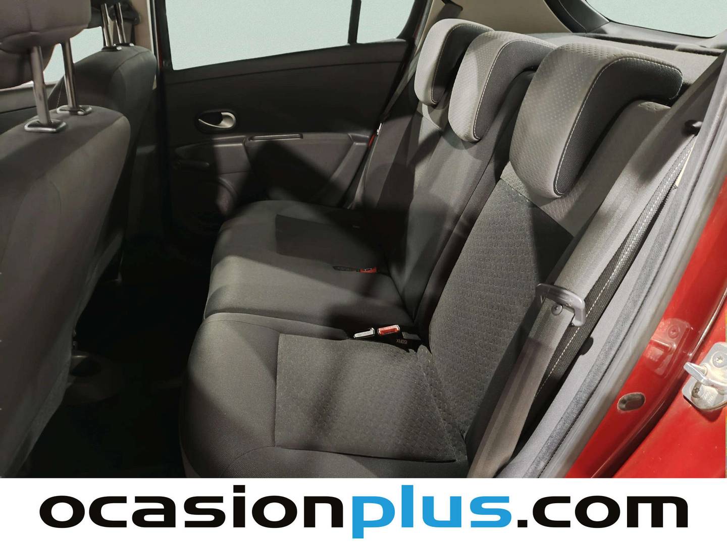 Foto asientos traseros Renault Clio Renault Clio Expression 1.2 16v 55 kW (75 CV)