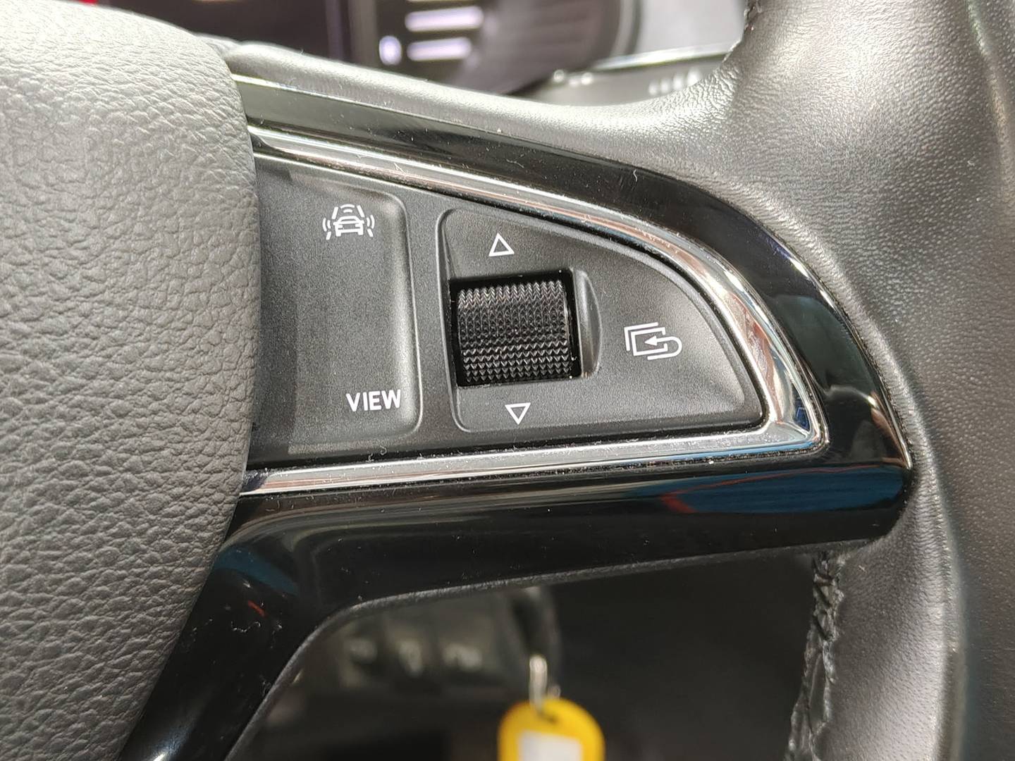 Foto Skoda Kamiq Skoda Kamiq 1.5 TSI 125 Aniversario (150 CV)