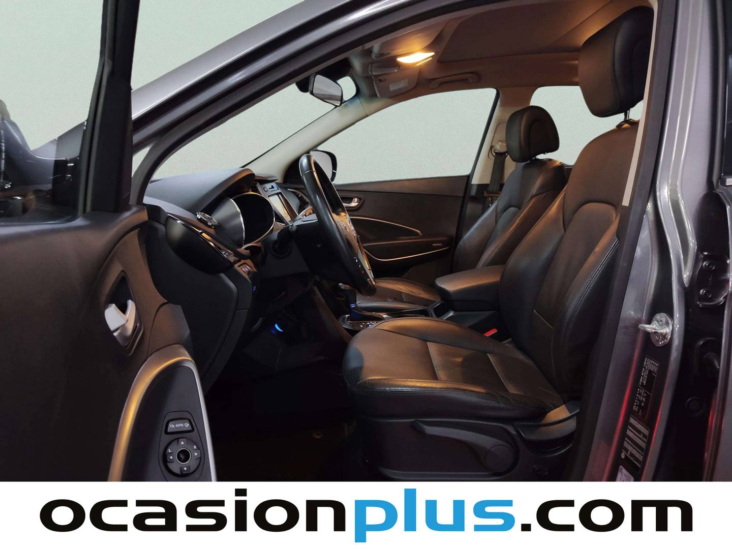 Foto asientos delanteros Hyundai Santa Fe Hyundai Santa Fe 2.2 CRDI Tecno 4x4 Auto (197 CV) 7 Plazas