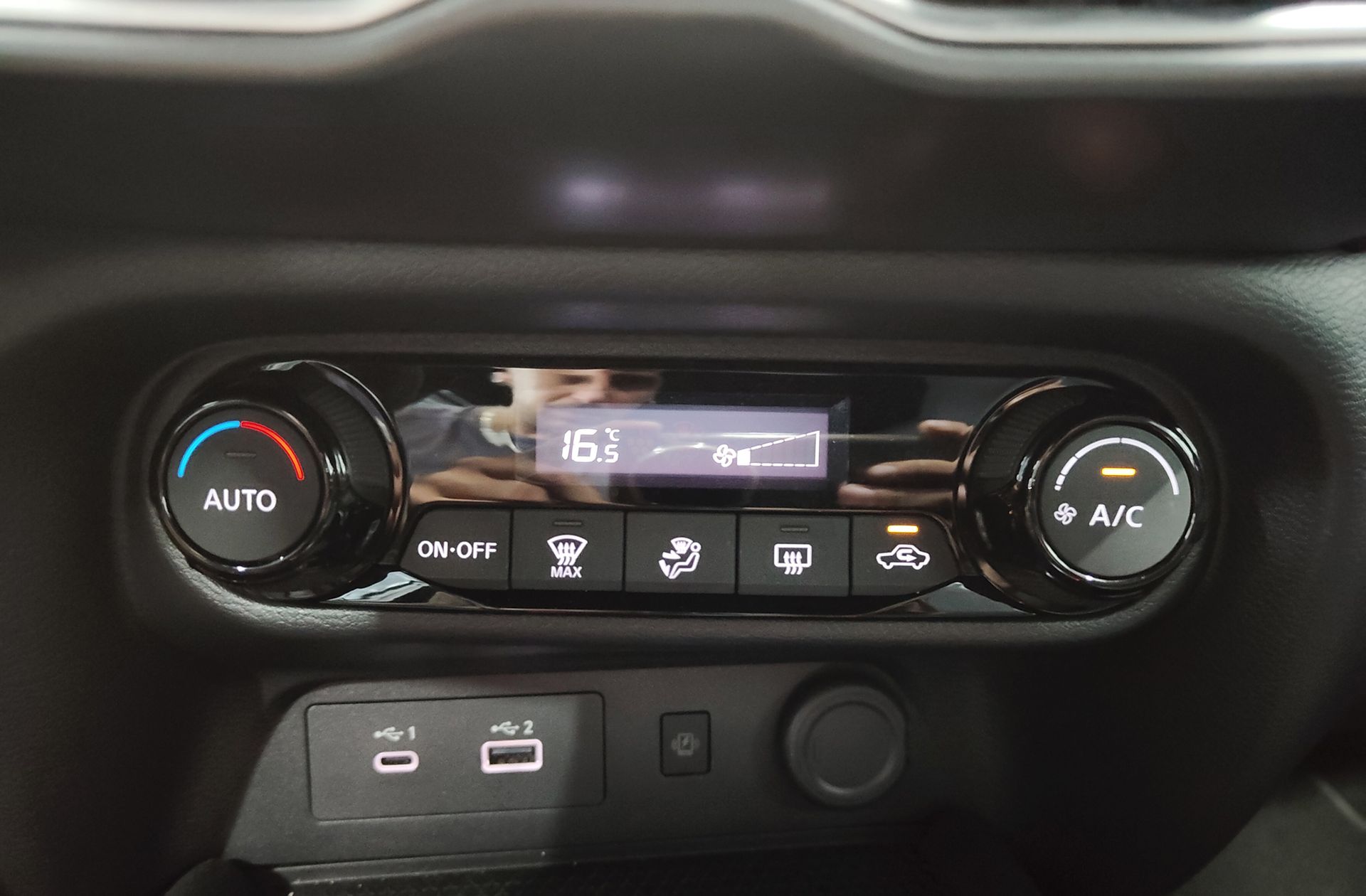 Nissan Juke DIG-T N-Connecta 4x2 - foto 31