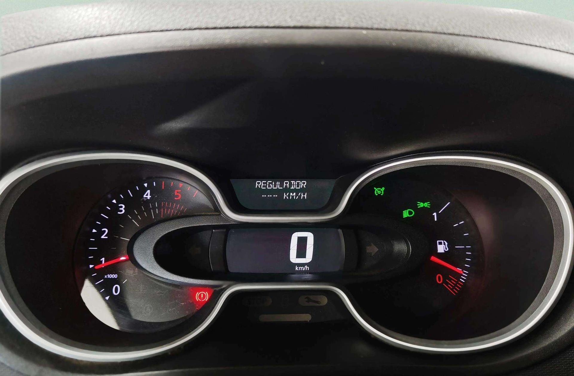 Nissan NV300 Furgon 2.0 dCi Comfort L1H1 - foto 18