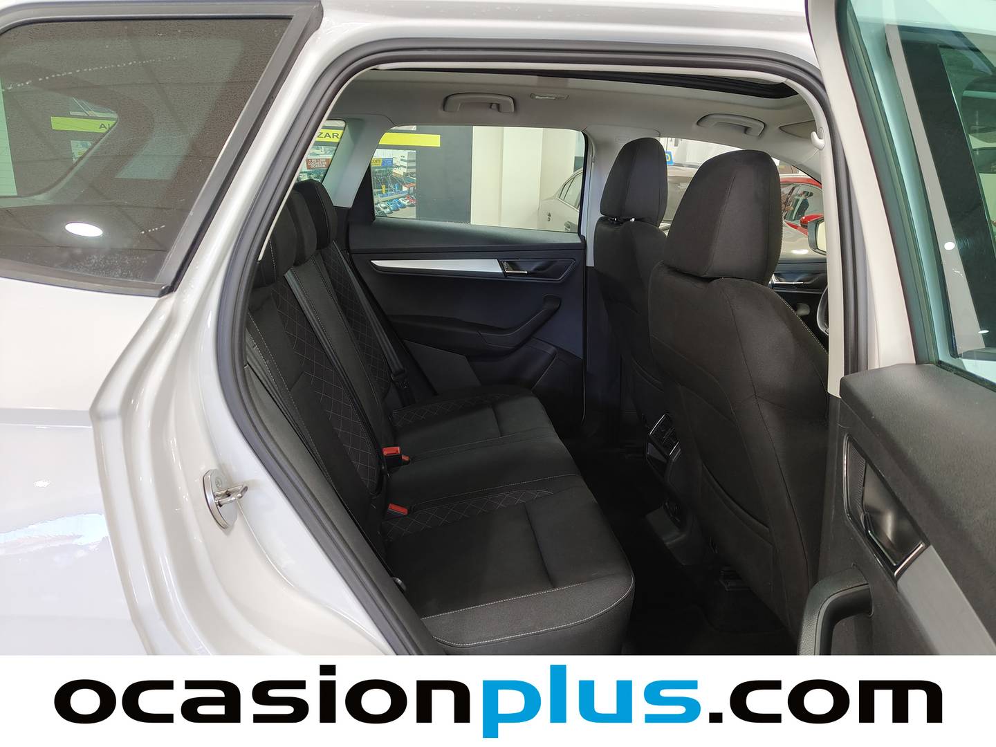 Skoda Karoq Skoda Karoq 1.0 TSI Ambition (115 CV) gasolina