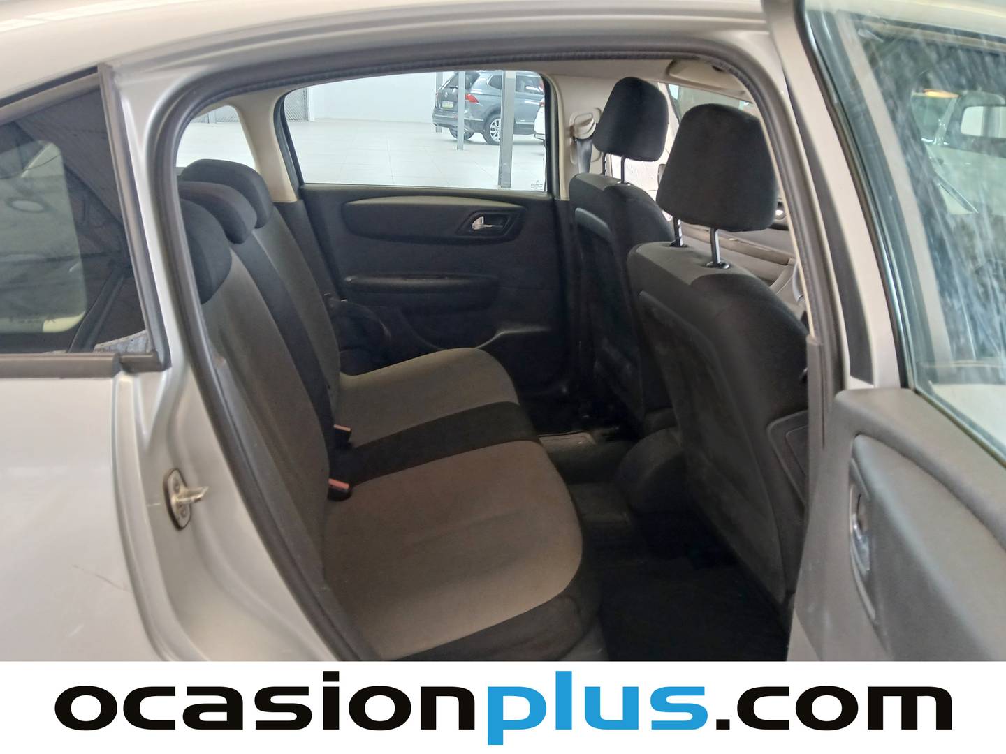 Foto Citroën C4 Citroen C4 1.6 HDI Cool CMP (109 CV)