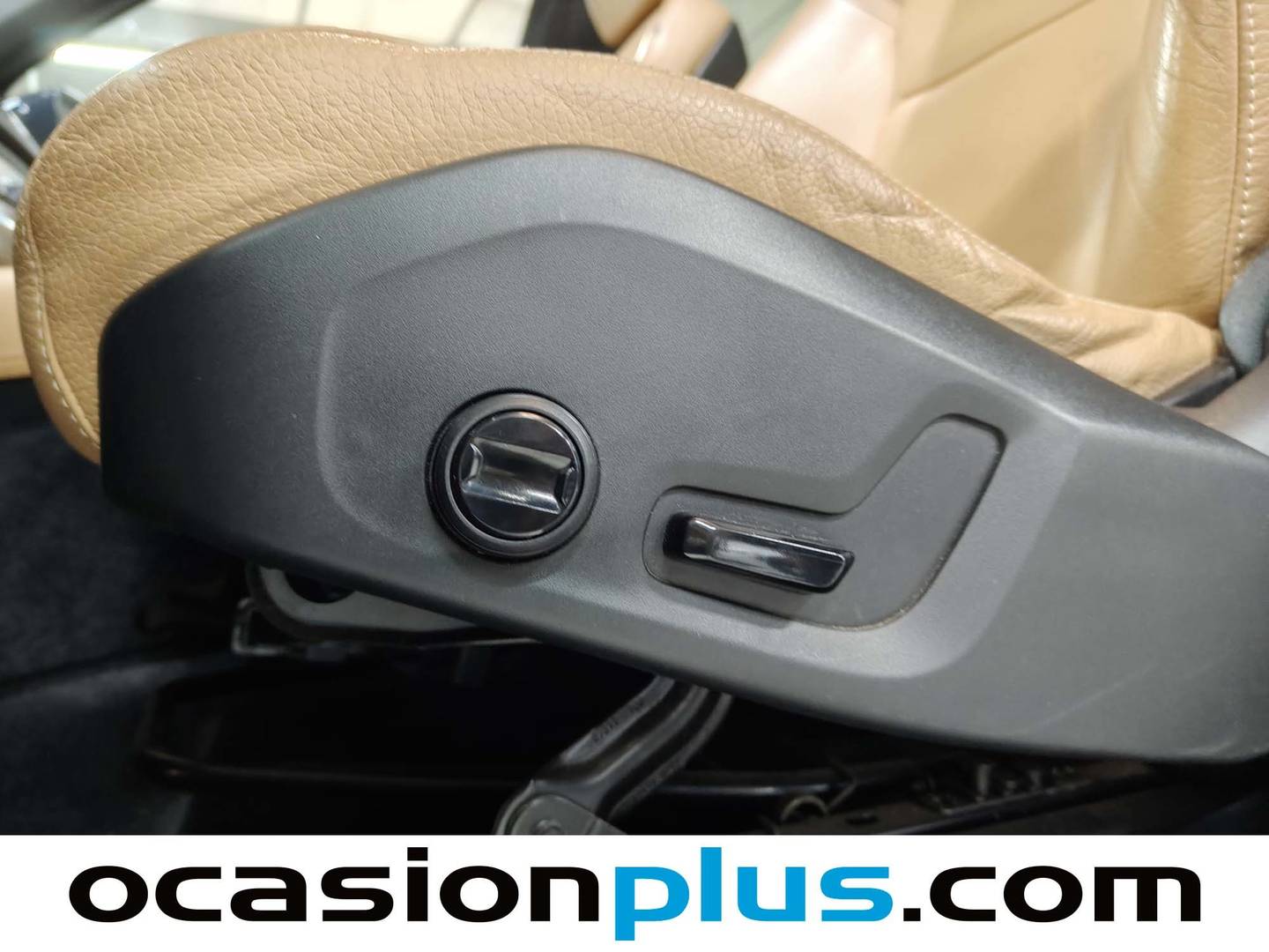 Foto Volvo XC90 Volvo XC90 D5 Momentum AWD Auto (235 CV) 7 Plazas