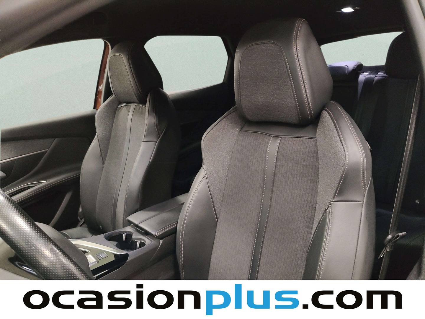 Foto Peugeot 3008 Peugeot 3008 BlueHDI 130 S&S GT Line EAT8 (130 CV)