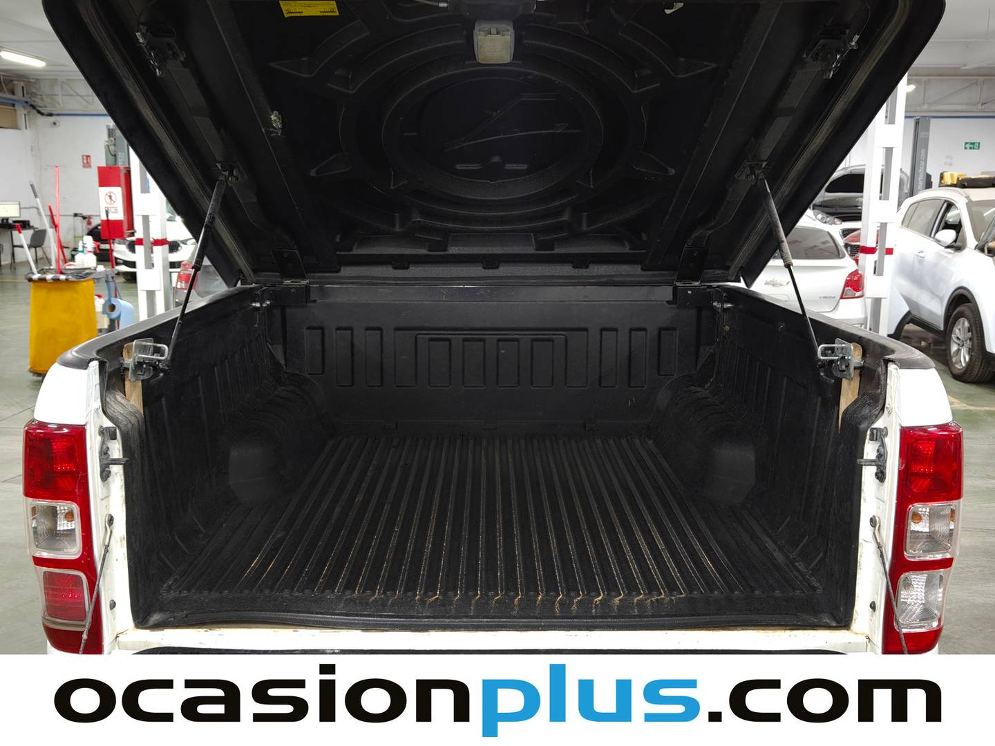 Fotos maletero Ford Ranger Ford Ranger 2.2 TDCi Doble Cabina XL 4x4 (150 CV)