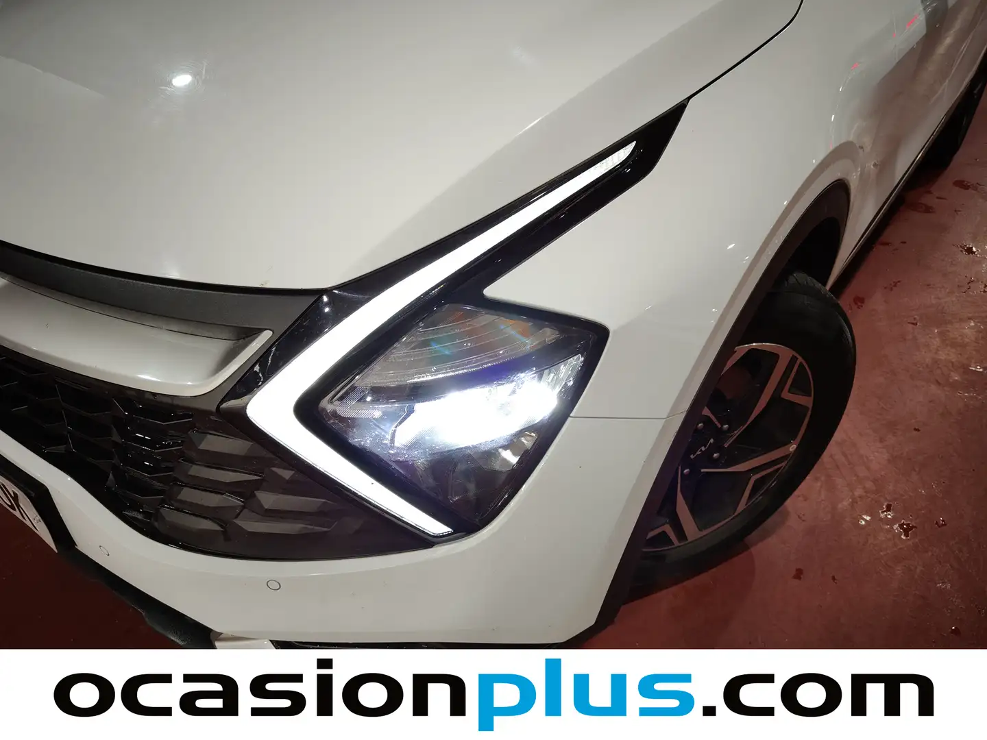 Foto KIA Sportage Kia Sportage 1.6 CRDi MHEV Business 4x2 (136 CV)