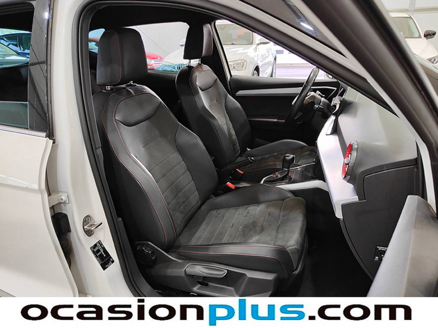 Foto Seat Arona SEAT Arona 1.5 TSI FR Plus DSG (150 CV)