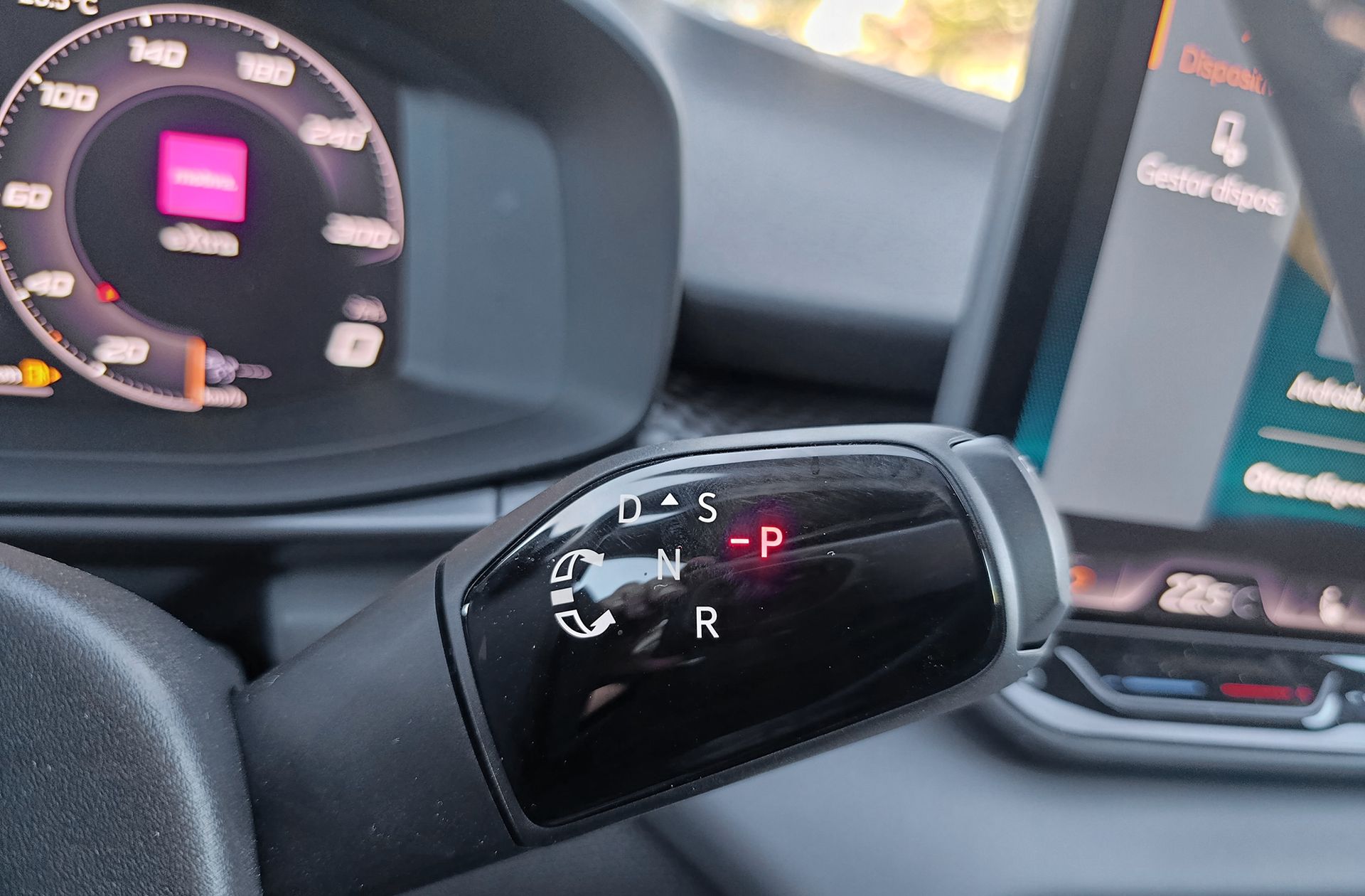 Cupra Terramar 1.5 eTSI Beyond DSG - foto 5