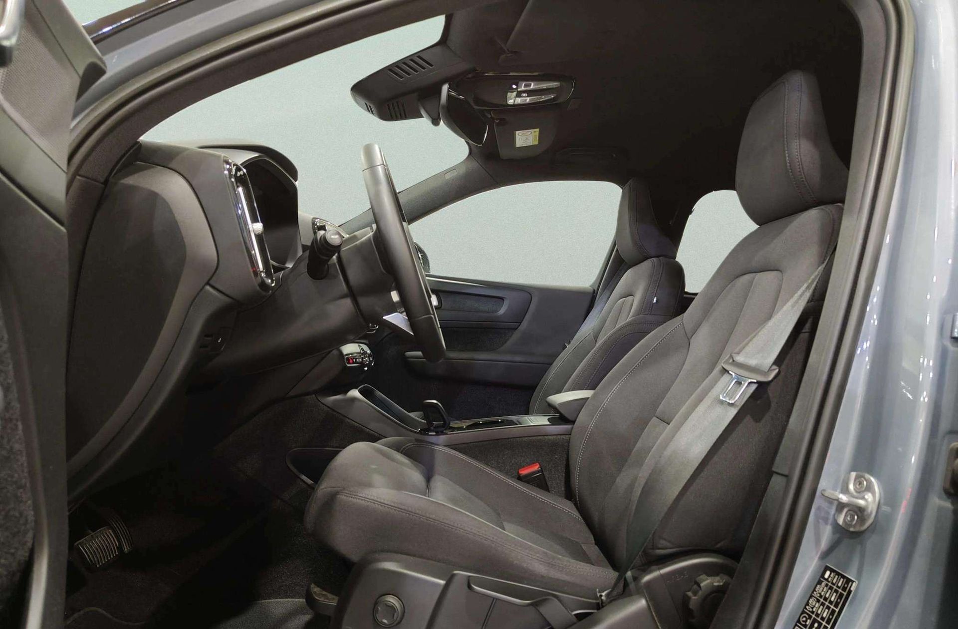 Volvo XC40 Recharge Plus - foto 11