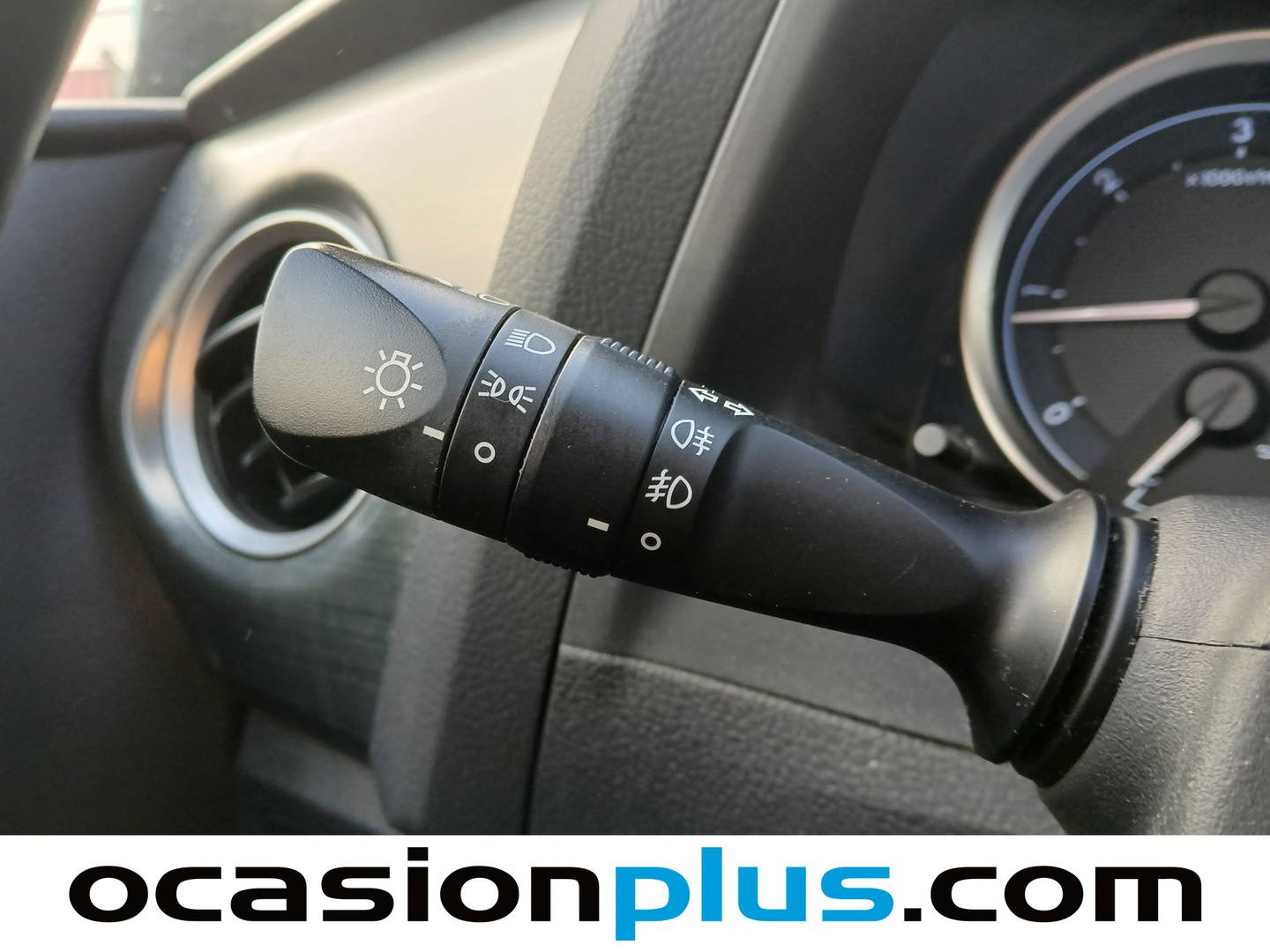 Foto Toyota Auris Toyota Auris 90D Active  (90 CV)