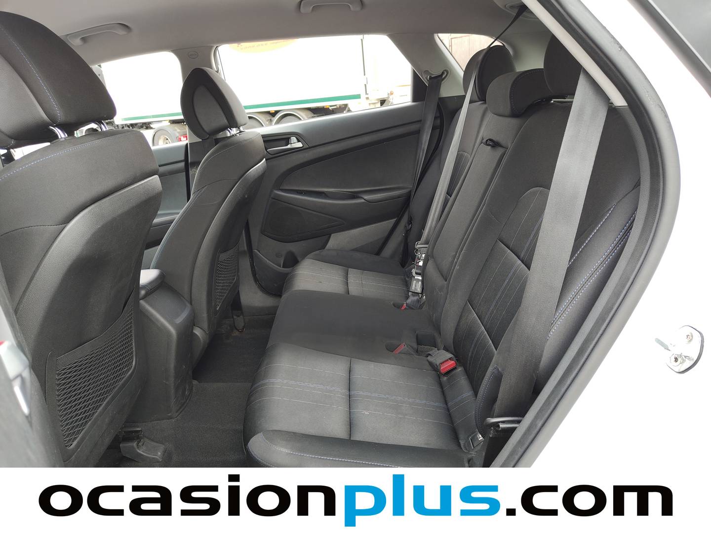 Foto asientos traseros Hyundai Tucson Hyundai Tucson 1.6 GDI BlueDrive Essence 4x2 (131 CV)