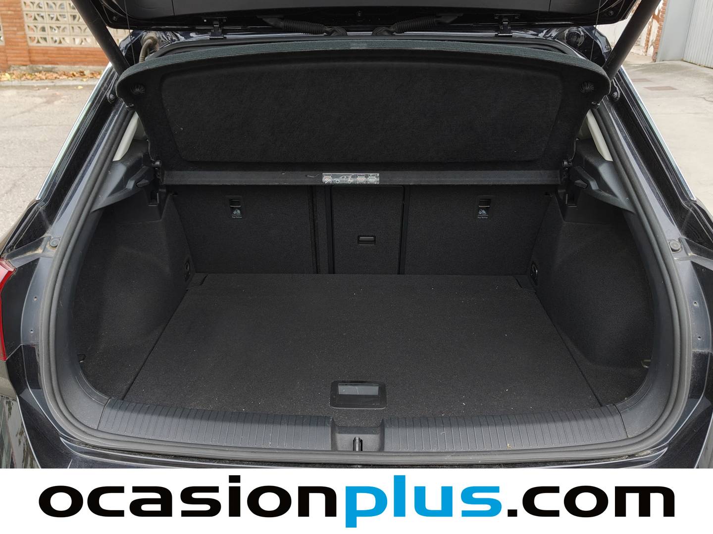 Foto Volkswagen T-Roc Volkswagen T-Roc Advance 2.0 TDI (150 CV) DSG