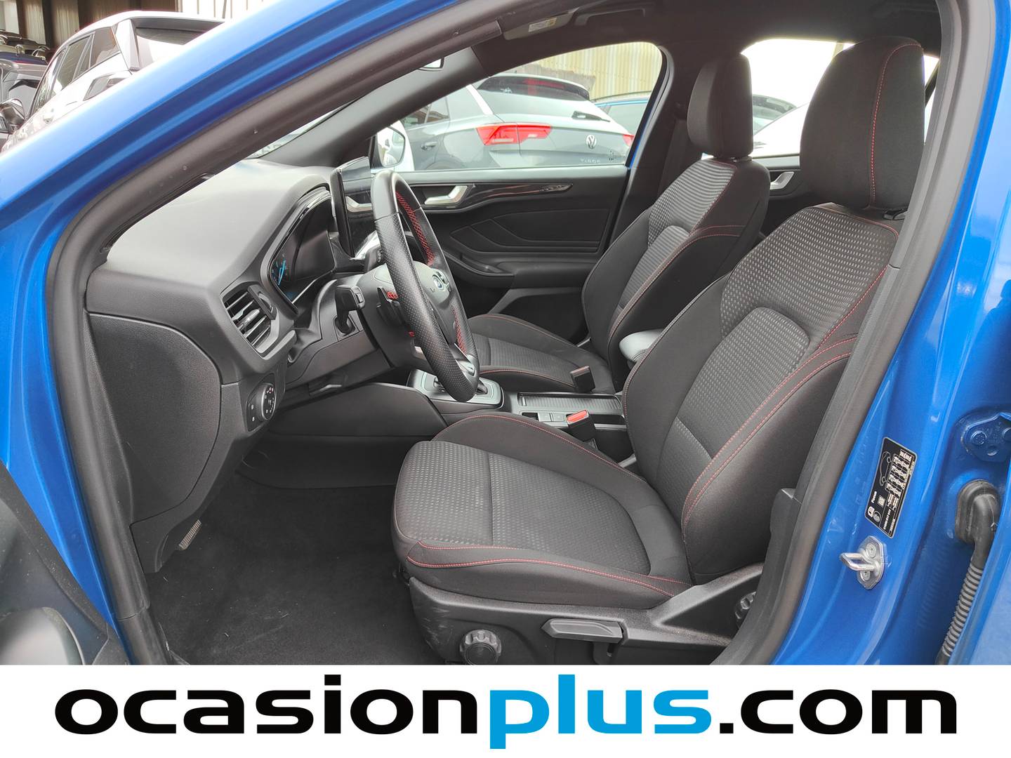 Foto asientos delanteros Ford Focus Ford Focus 1.0 Ecoboost MHEV ST-Line Auto (155 CV)