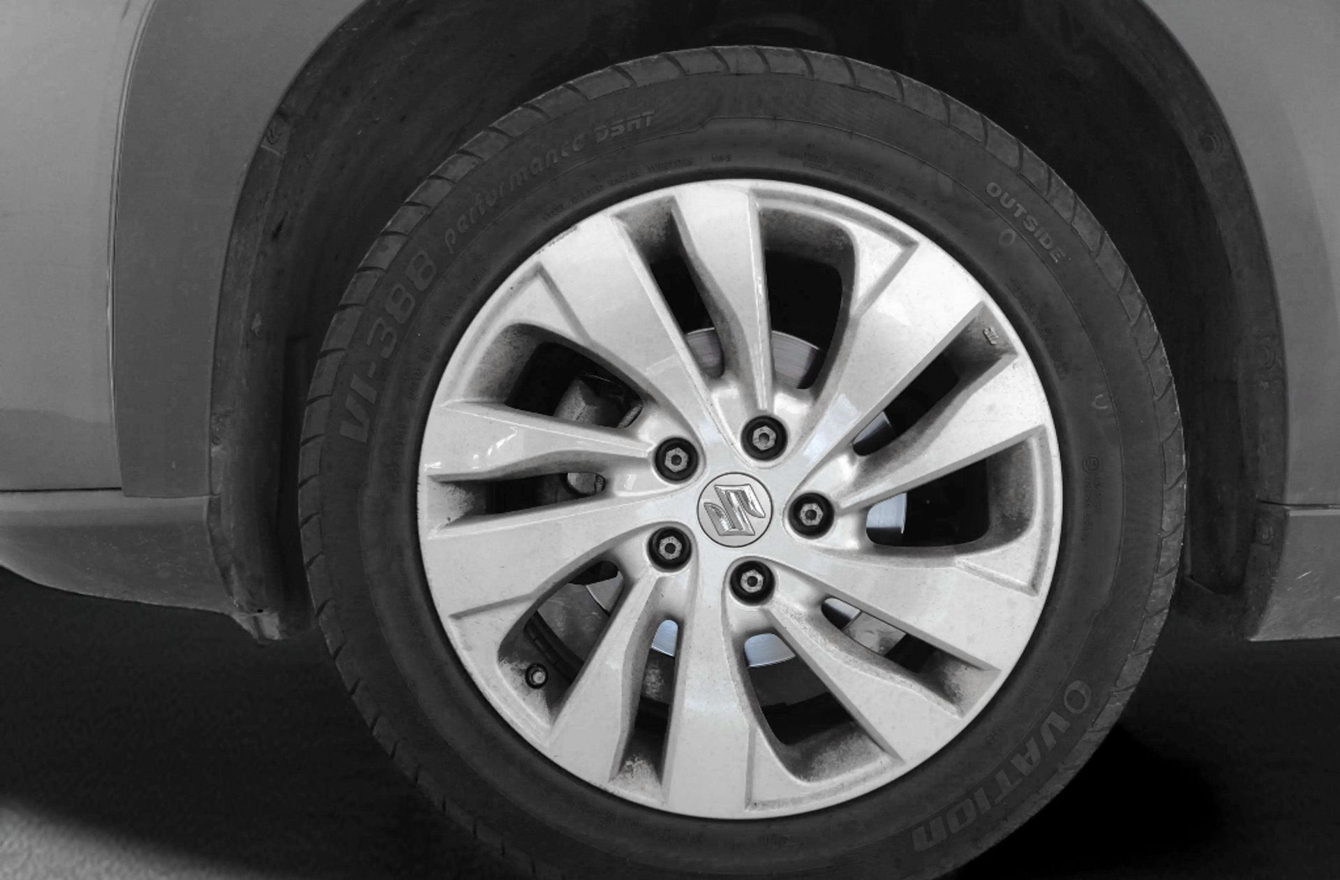 Suzuki S-Cross 1.4T Mild Hybrid S2 4WD - foto 37