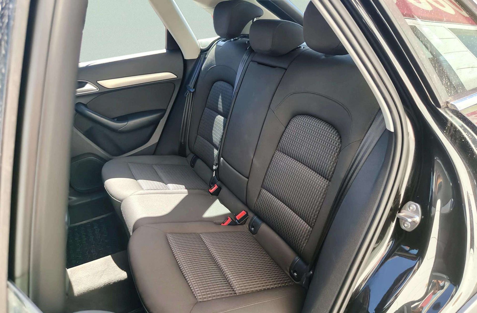 Audi Q3 design edition 2.0 TDI quattro S tronic - foto 11