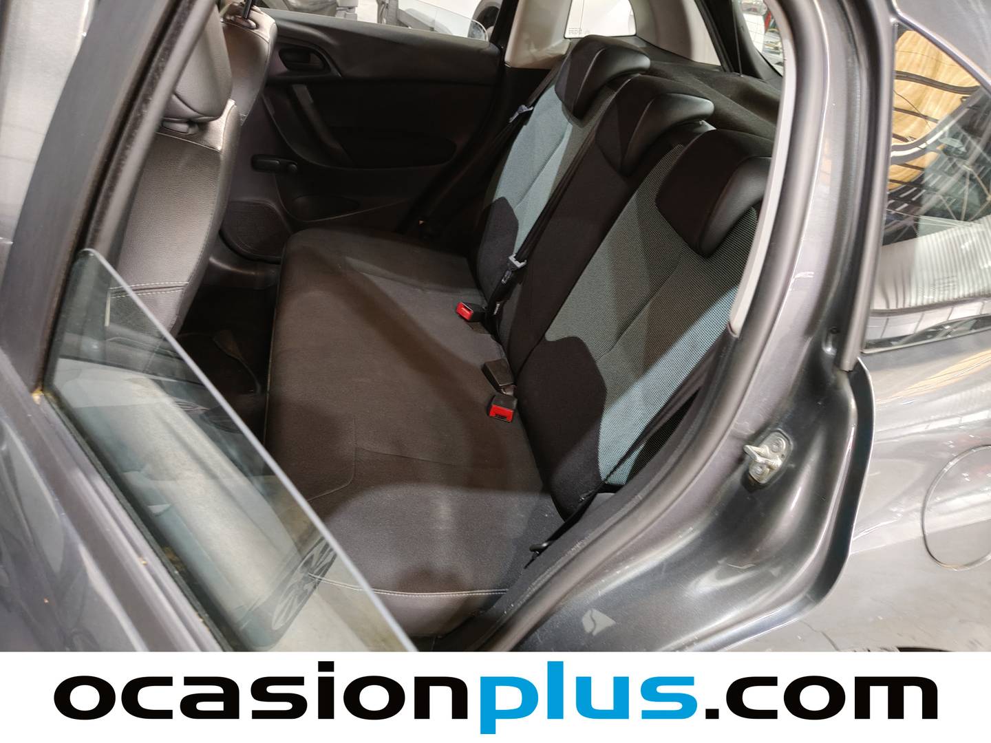 Foto asientos traseros Citroën C3 Citroën C3 BlueHDi 75 Live (75 CV)