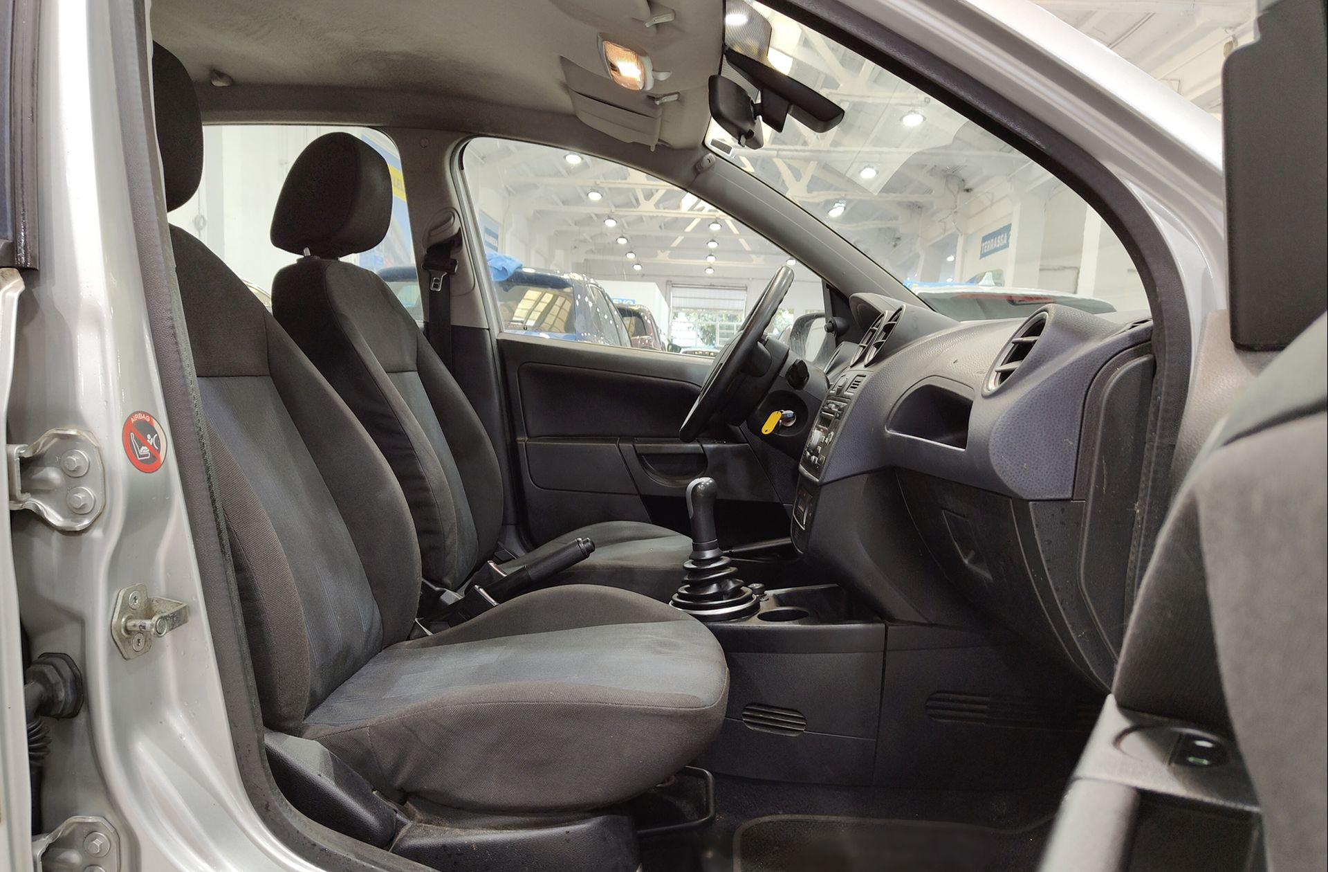 Ford Fiesta 1.3 Newport - foto 15