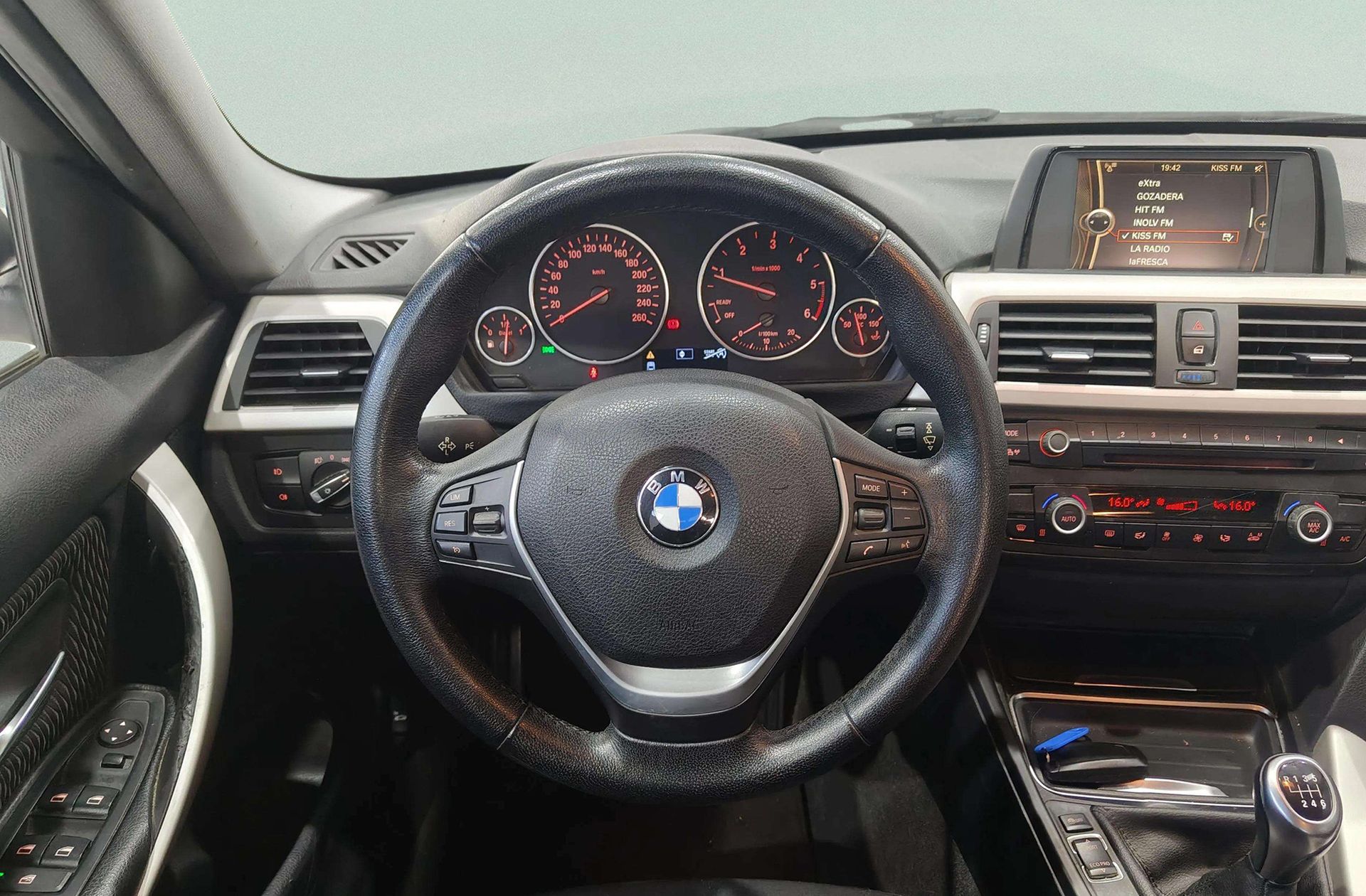 BMW Serie 3 316d - foto 19