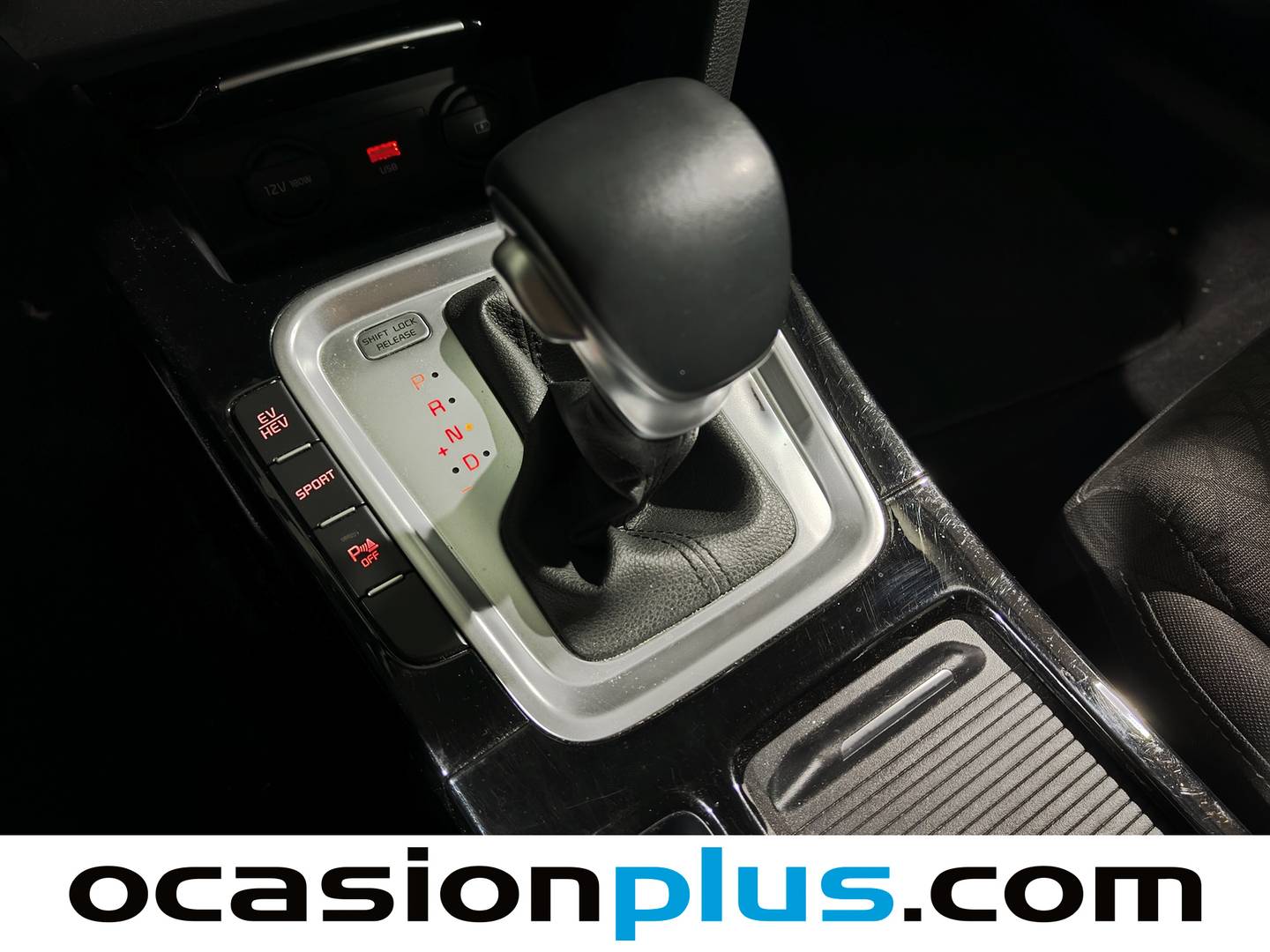 Foto KIA Ceed Tourer Kia Ceed Tourer 1.6 GDi PHEV eDrive Auto (141 CV)