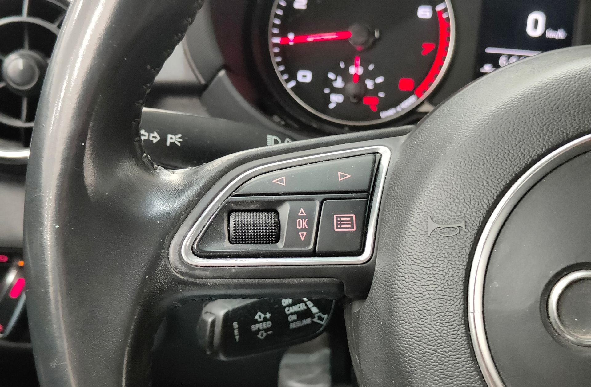 Audi A1 Sportback Attraction 1.0 TFSI - foto 23