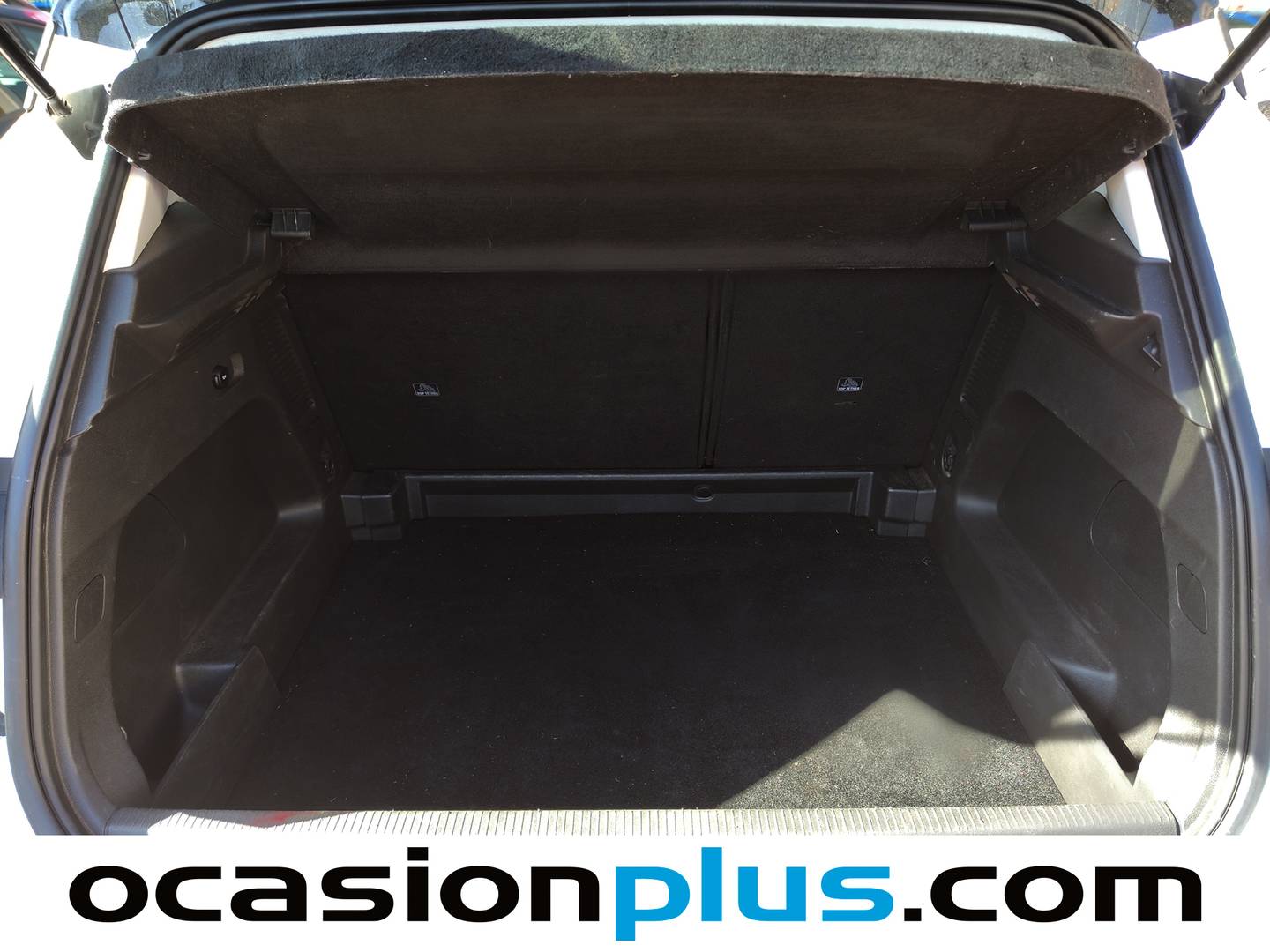 Foto asientos traseros Opel Grandland X Opel Grandland X 1.5 CDTi Opel 2020 (130 CV)
