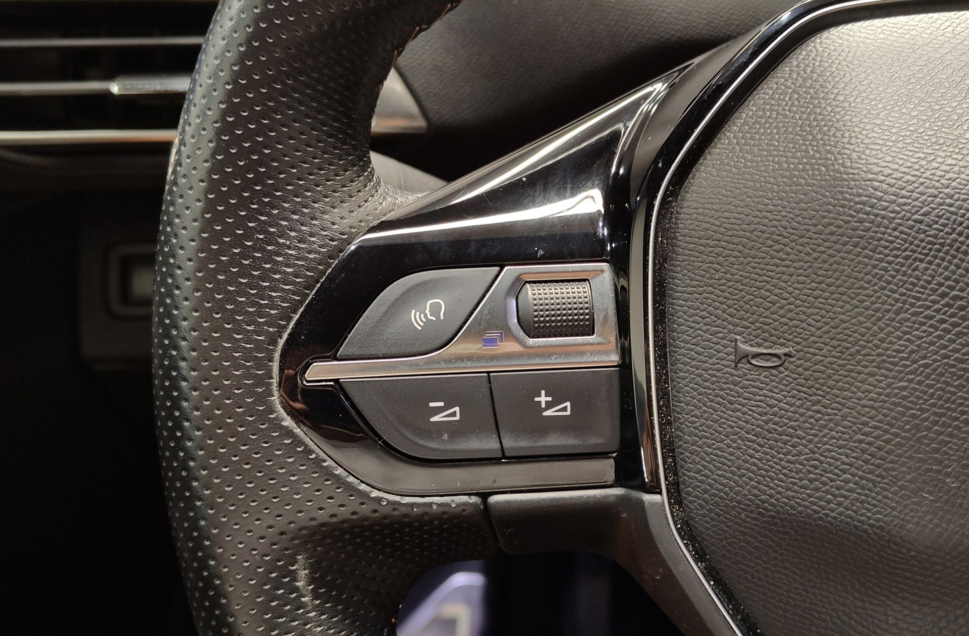 Peugeot 3008 BlueHDi 130 GT Line - foto 32