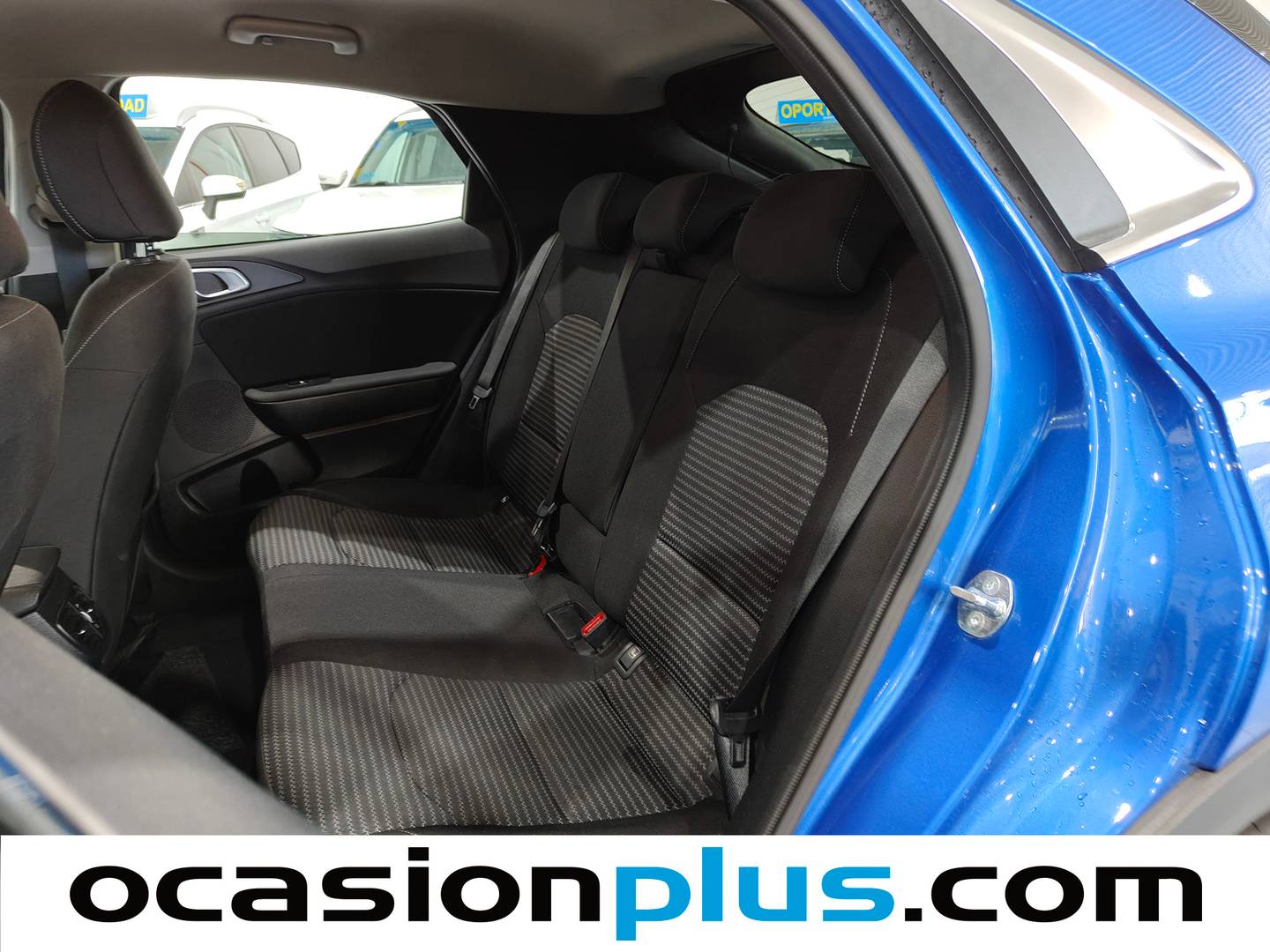 Foto asientos traseros KIA XCeed KIA XCeed 1.0 T-GDi Drive (100 CV)