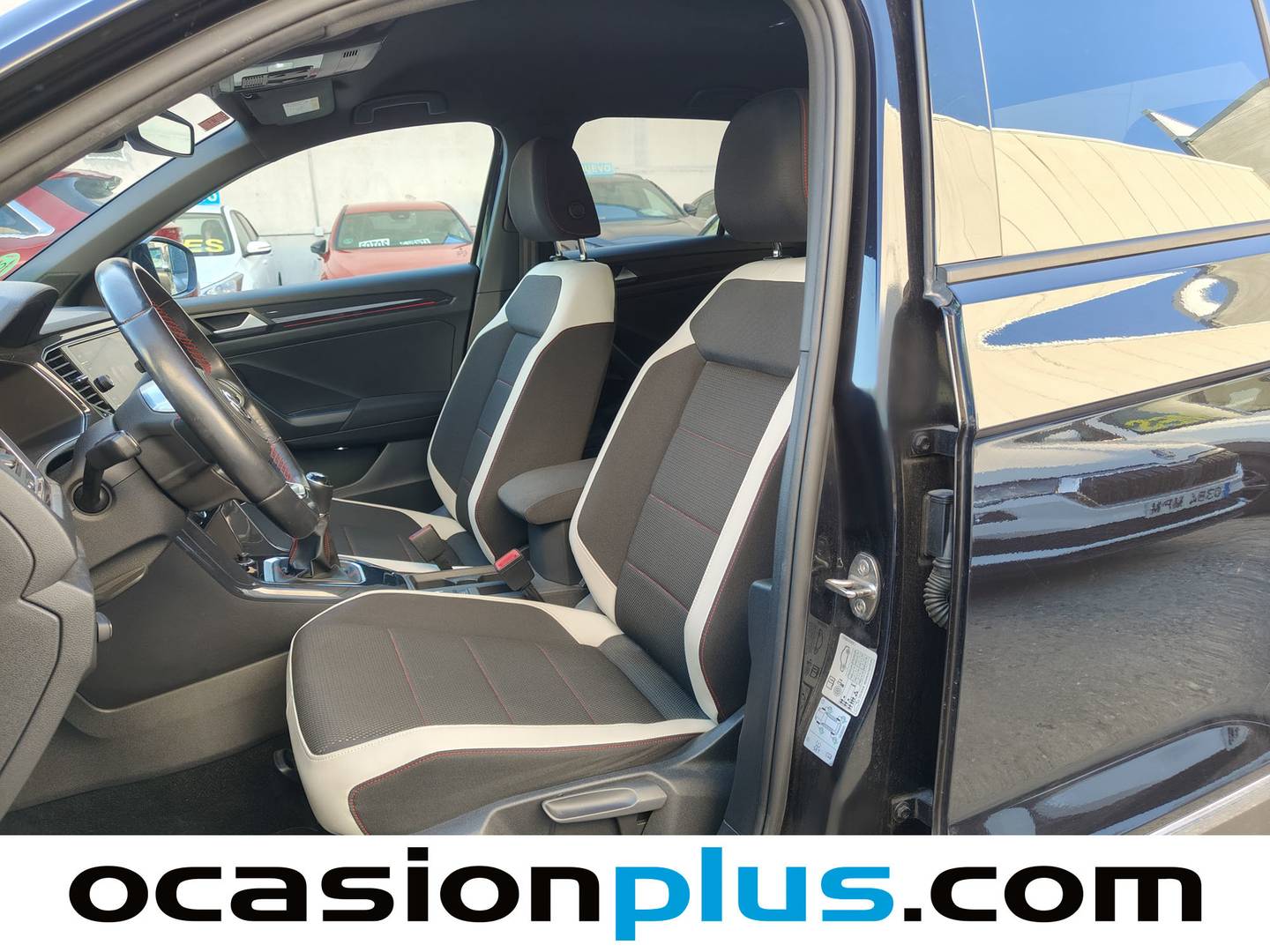 Foto asientos delanteros Volkswagen T-Roc Volkswagen T-Roc Sport 1.5 TSI (150 CV)