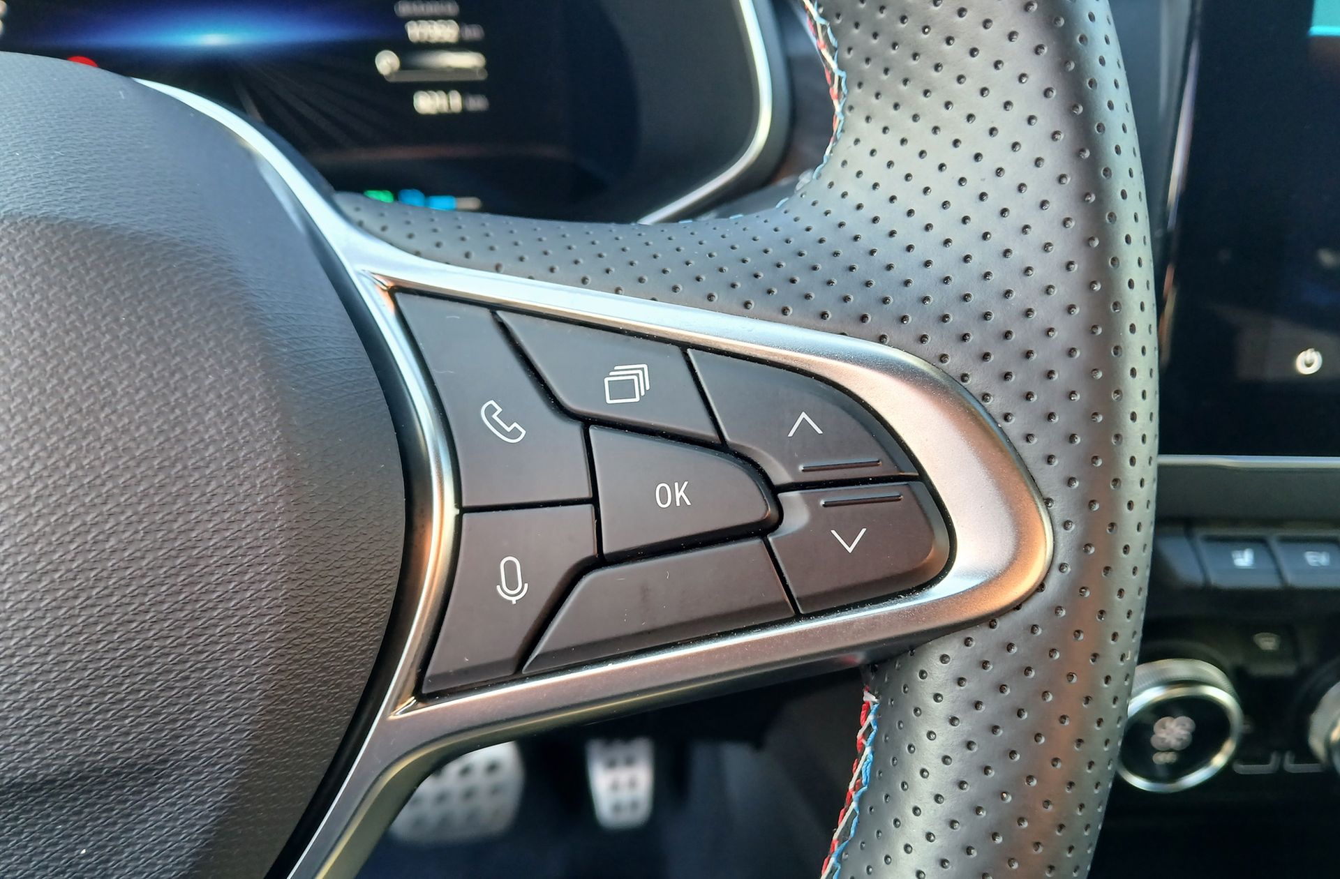 Renault Arkana Esprit Alpine E-Tech Híbrido - foto 24