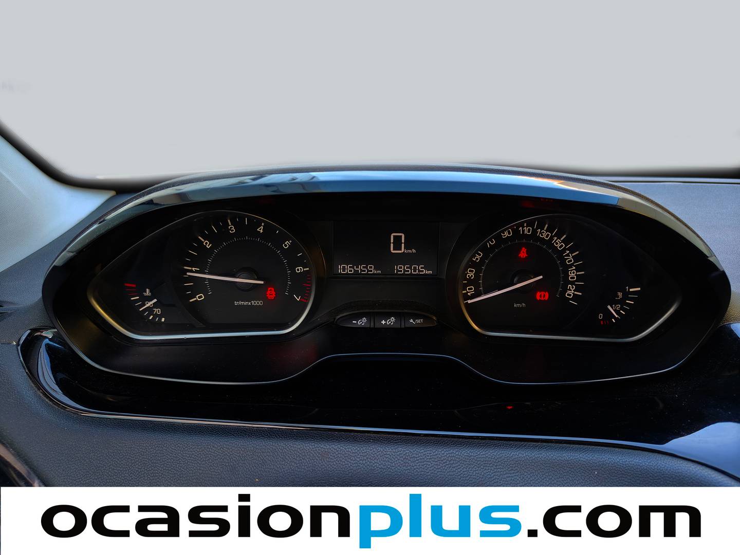 Peugeot 208 Peugeot 208 PureTech Signature (82 CV) 2018
