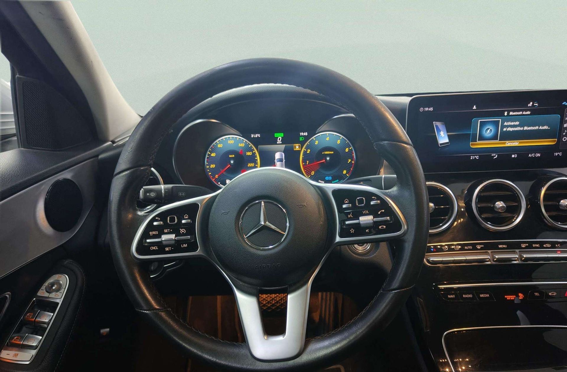 Mercedes-Benz Clase C C 200 Pack AMG - foto 30