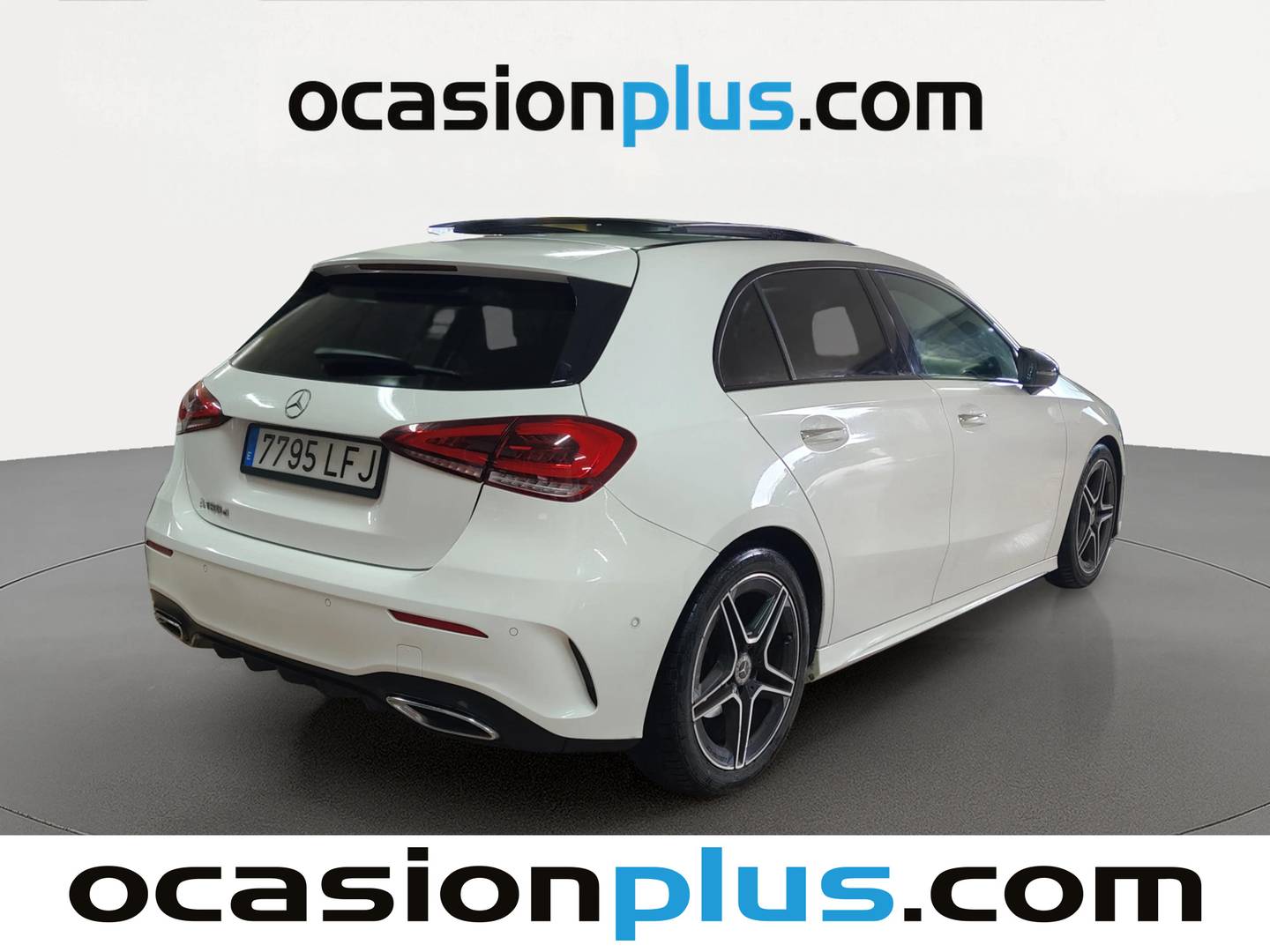 Foto trasera Mercedes Clase A Mercedes Clase A 180 d (116 CV) Pack AMG derecha