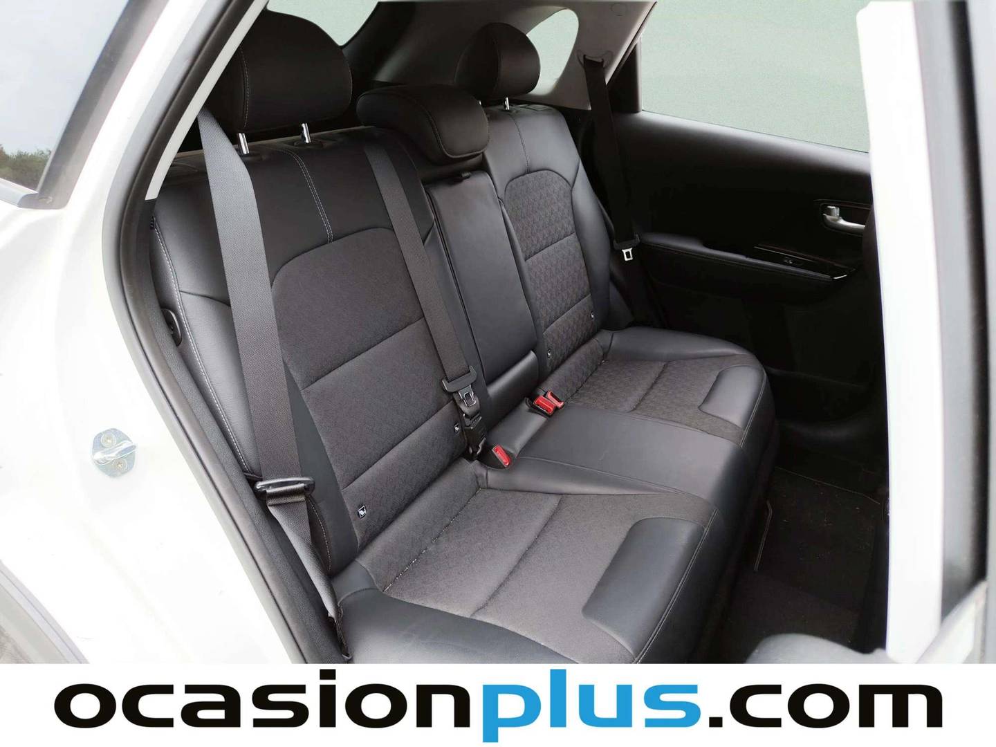 Foto KIA Niro Kia Niro 1.6 GDi PHEV Híbrido Emotion (141 CV)