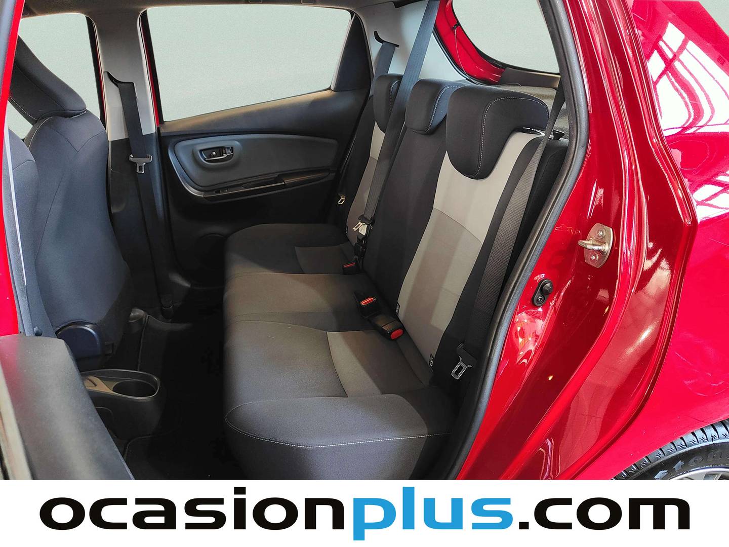 Foto asientos traseros Toyota Yaris Toyota Yaris 1.5 Active (111 CV)