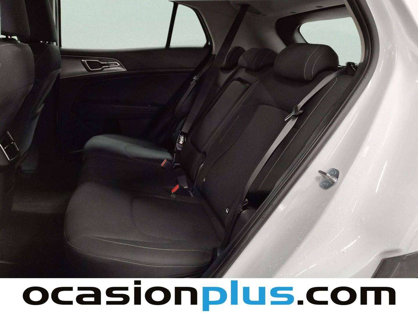 Foto asientos traseros KIA Sportage KIA Sportage 1.6 T-GDi MHEV Business 4x2 DCT (160 CV)