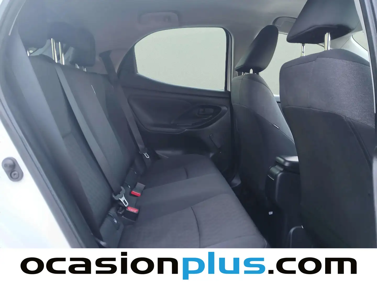 Foto Toyota Yaris Toyota Yaris 120H Business Plus (116 CV)