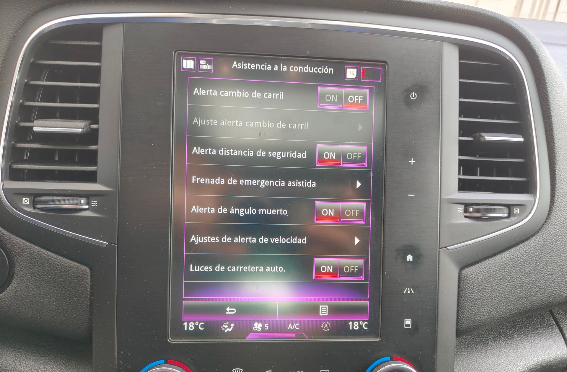 Renault Mégane GT Line TCe GPF EDC - foto 12