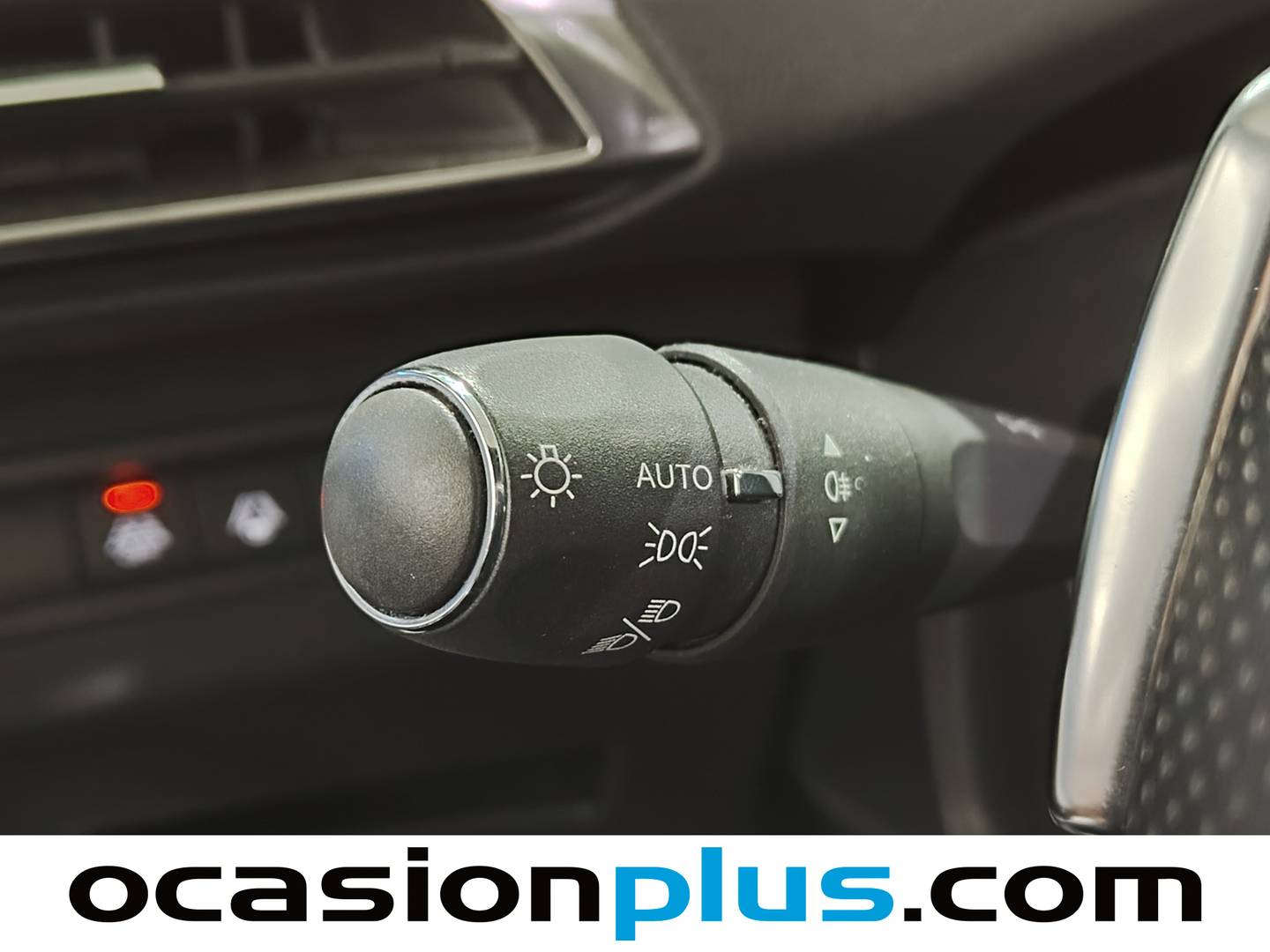 Foto Peugeot 3008 Peugeot 3008 PureTech 130 S&S GT EAT8 (130 CV)