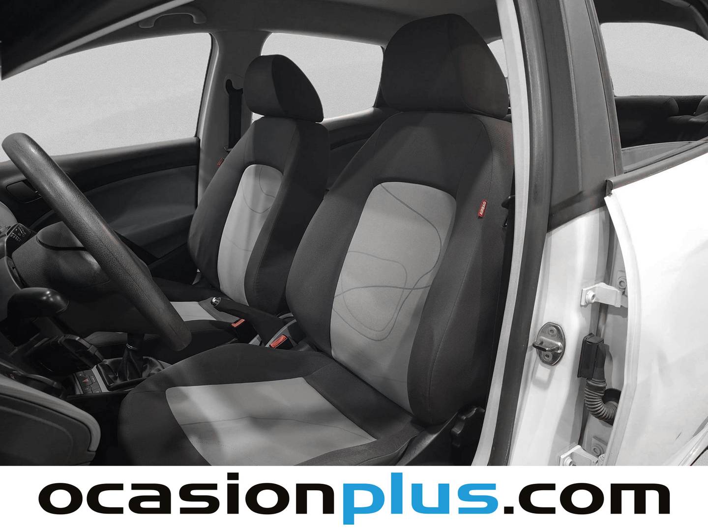 Foto asientos delanteros Seat Ibiza SEAT Ibiza 1.2 12v Reference (70 CV)