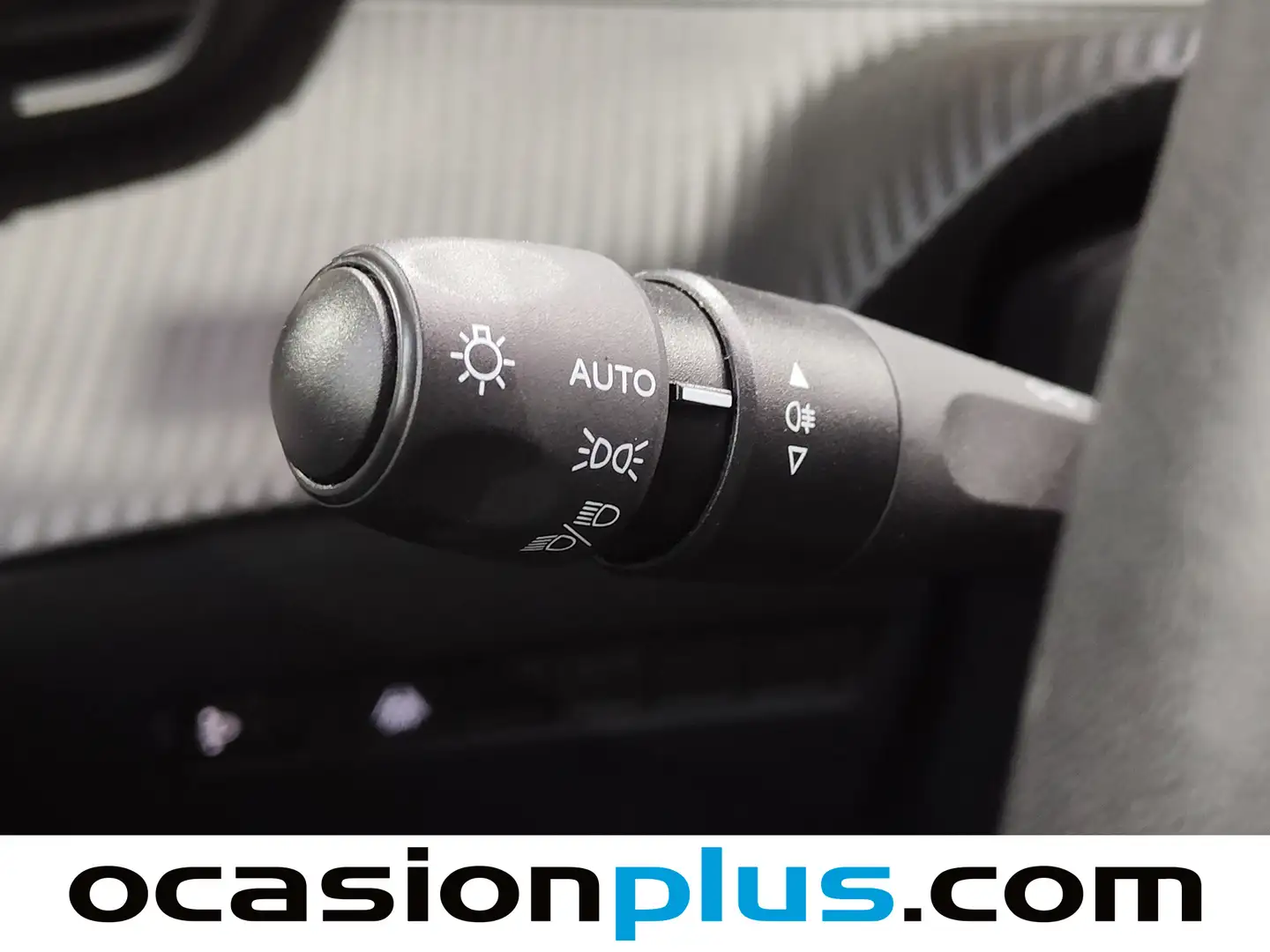 Foto Peugeot 208 Peugeot 208 PureTech 100 Allure (100 CV)